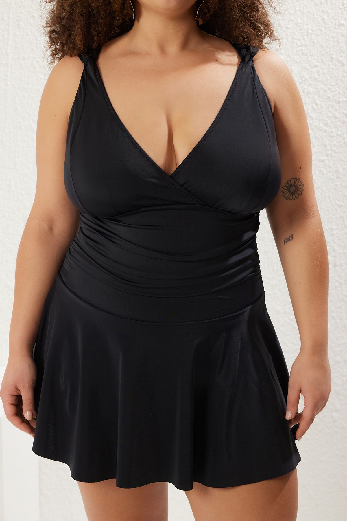 Trendyol Curve-Plus Size Black Swimsuit - Deep V-Neck and Gathered Detail Skirt Tbbss25Am00017 3