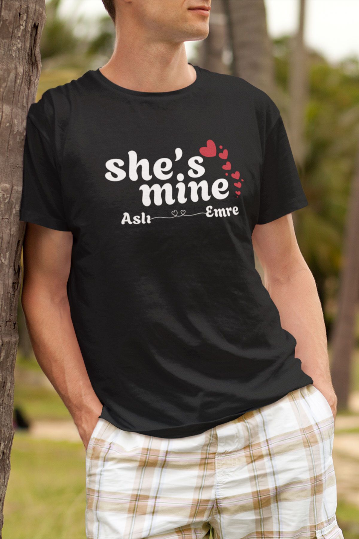 qoeuyl boutique She's Mine İsme Özel Yazılı Sevgiliye Hediye Doğum Günü Yıldönümü Sevgililer Günü T-Shirt