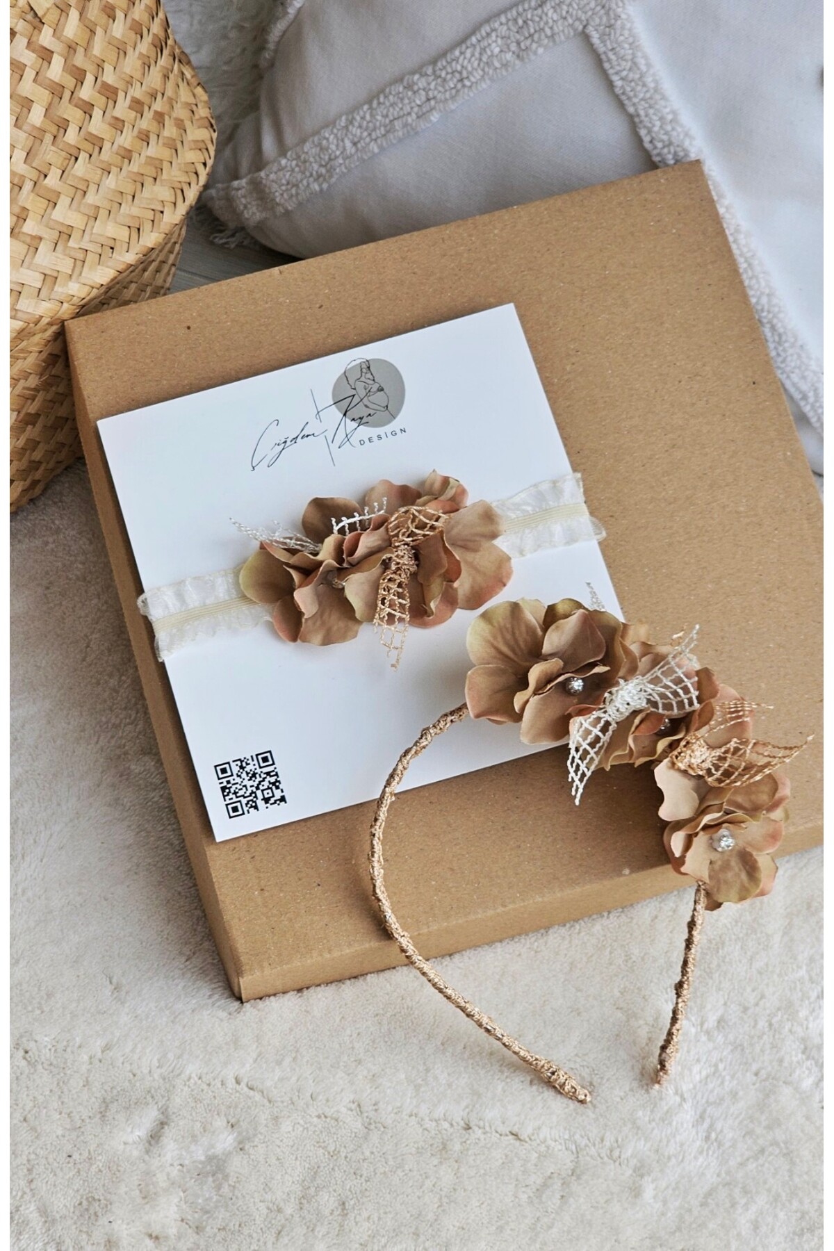 çiğdem kaya design File detaylı ortanca cicekli özel tasarım Anne bebek lohusa taç seti, hamile taç saçbandı fotoğrafı 2 (önizleme)