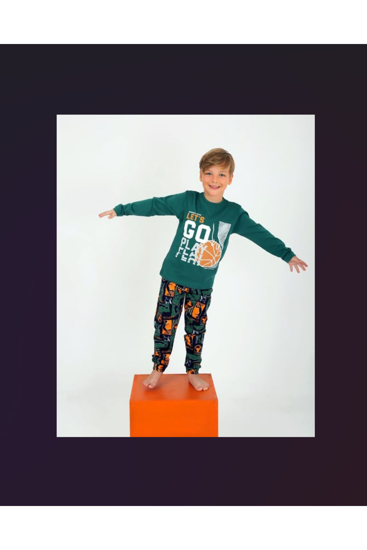 vitmo VİTMO BABY GO PLAY BASKILI BİSİKLET YAKA ERKEK ÇOCUK PİJAMA TAKIMI KOYU YEŞİL BASKETBOL DESENLİ fotoğrafı 2 (önizleme)