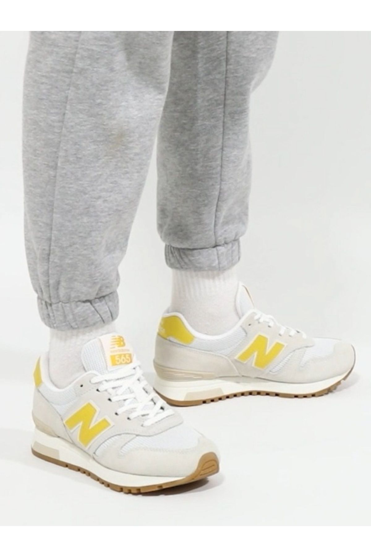 کفش ورزشی گاه به گاه زنانه کتانی زرد سفید زنانه 565 New Balance