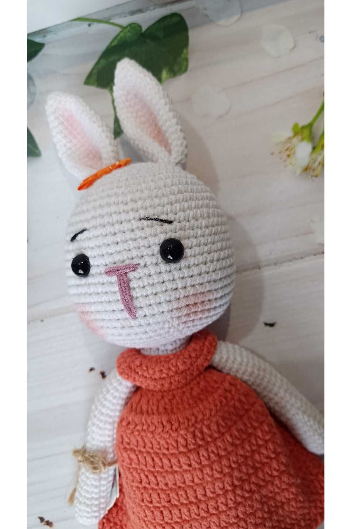 KREATİF TASARIM Amigurumi Elbiseli Tavşan ve Uyku Arkadaşı