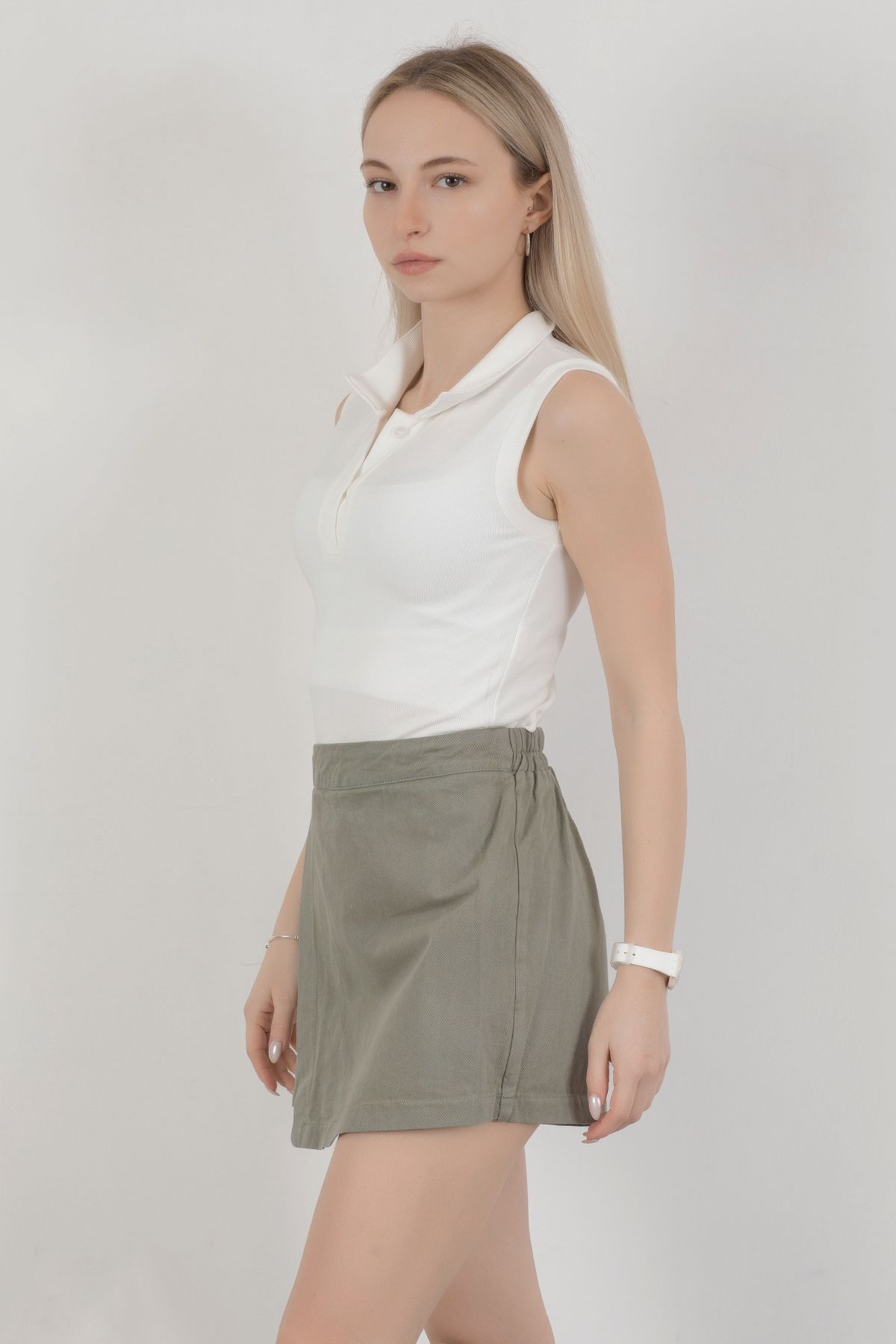 GİYSA-Khaki Women's Shorts Skirt - Elastic Waist and Side Zip - 4411 2