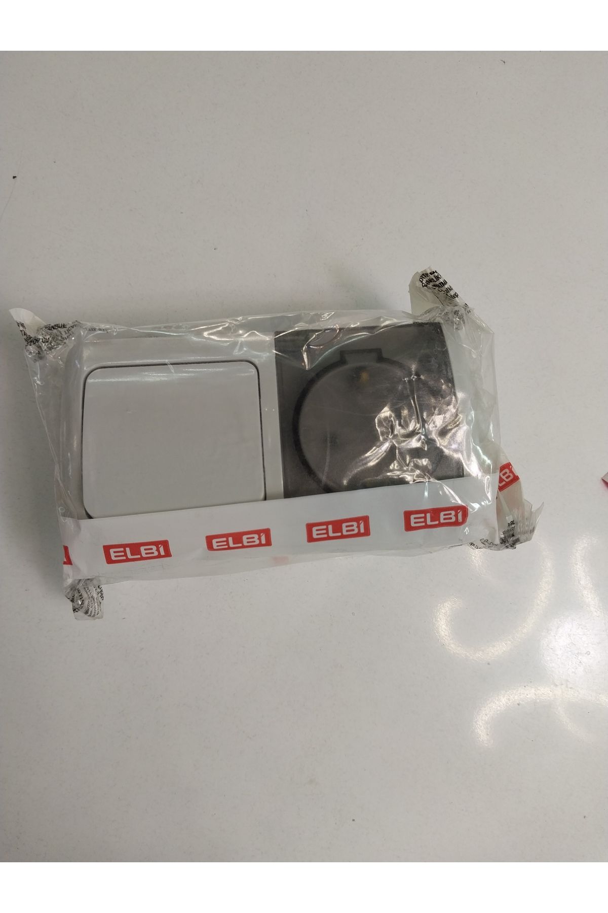 ELBİ-Siva Elbisi Top Socket Switch - Elegant Design 1