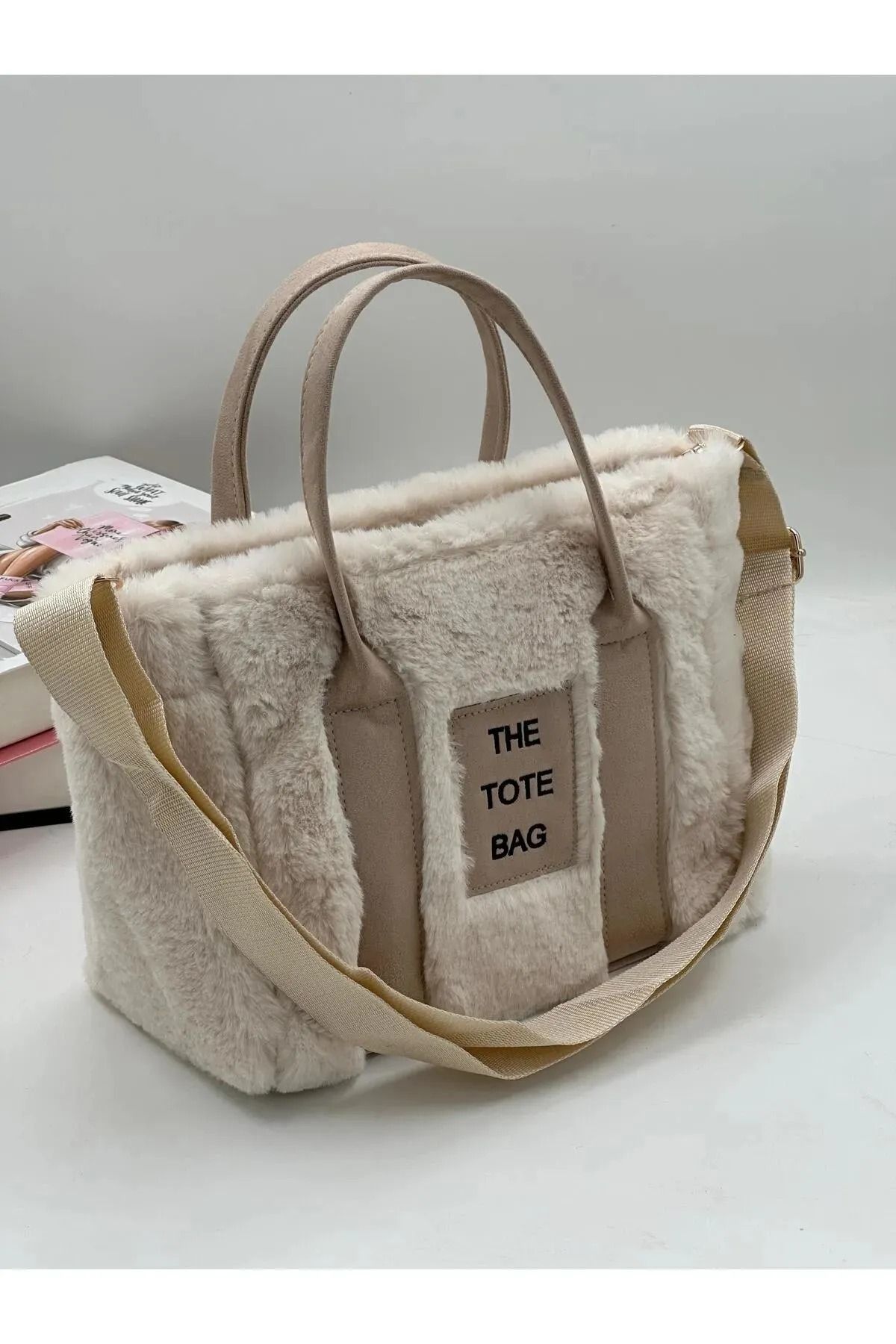 GNG Kadın The Tote Bag Yazılı Kolon Askılı Kürklü Peluş Çarpraz Çanta