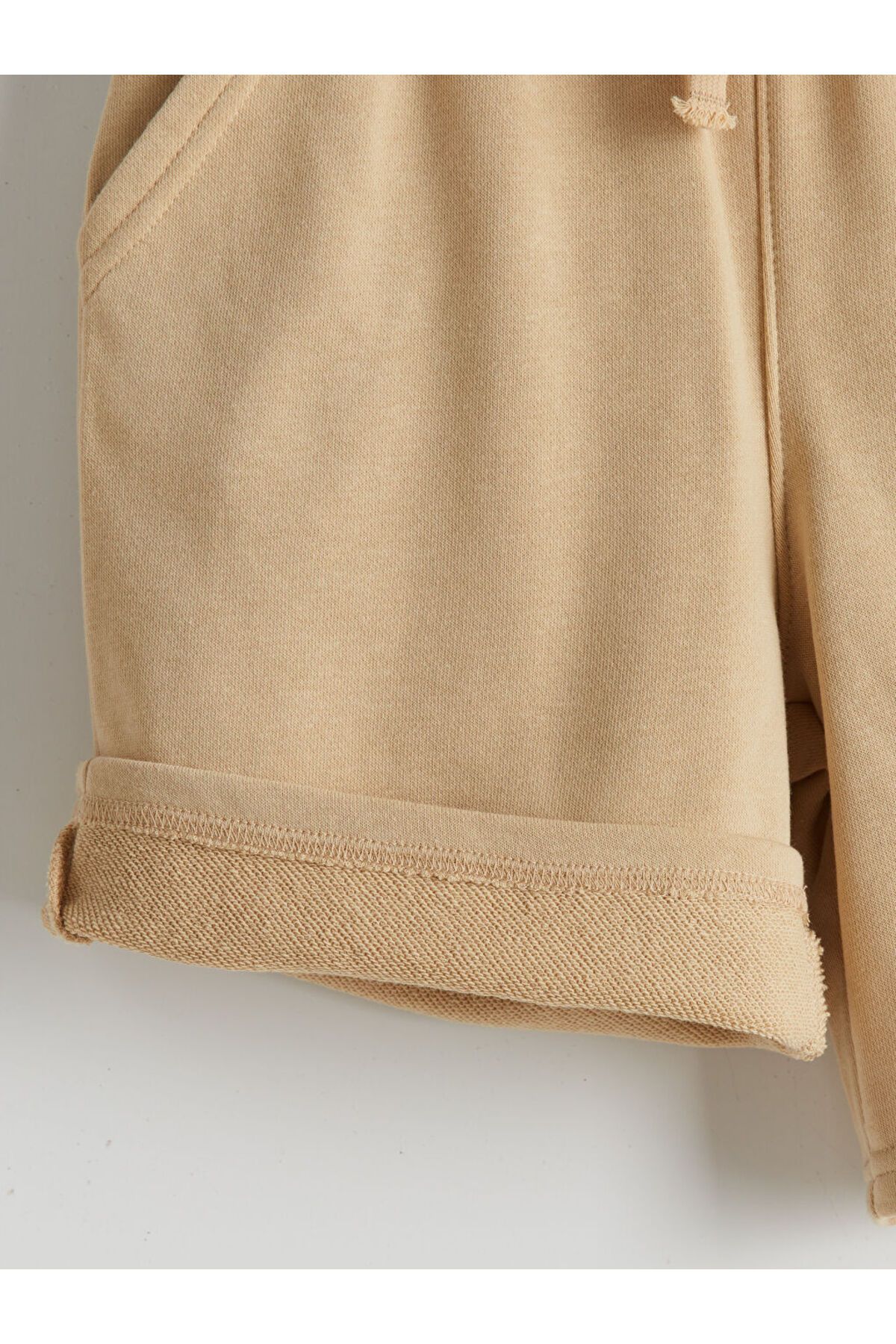LC Waikiki-Sparkling Selections from Shining Store |   Black Elastic Waist Boy's Shorts 3
