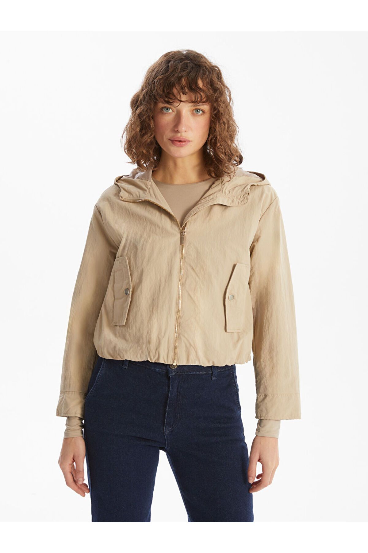LC Waikiki Kapüşonlu Düz Oversize Kadın Trençkot