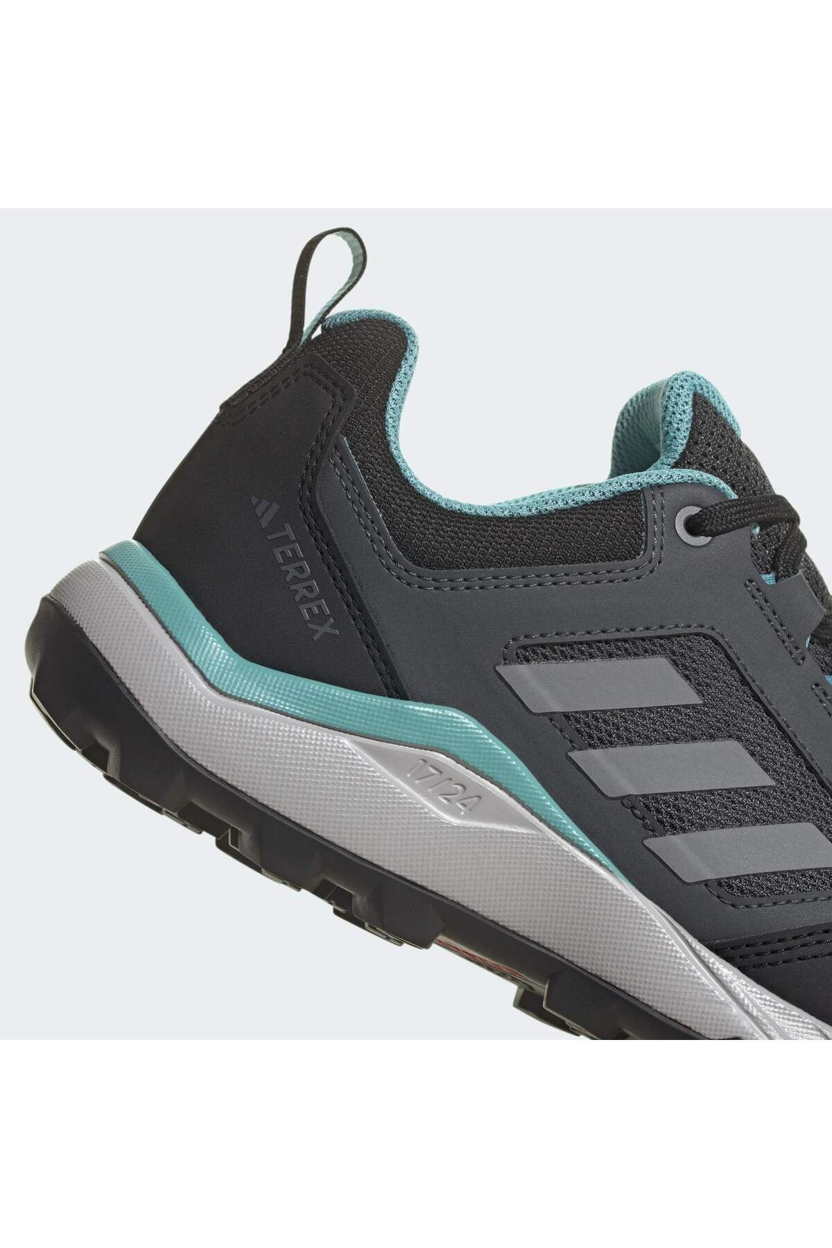 کفش های فضای باز مشکی مردانه و زنانه 2.0 در حال رانینگ adidas