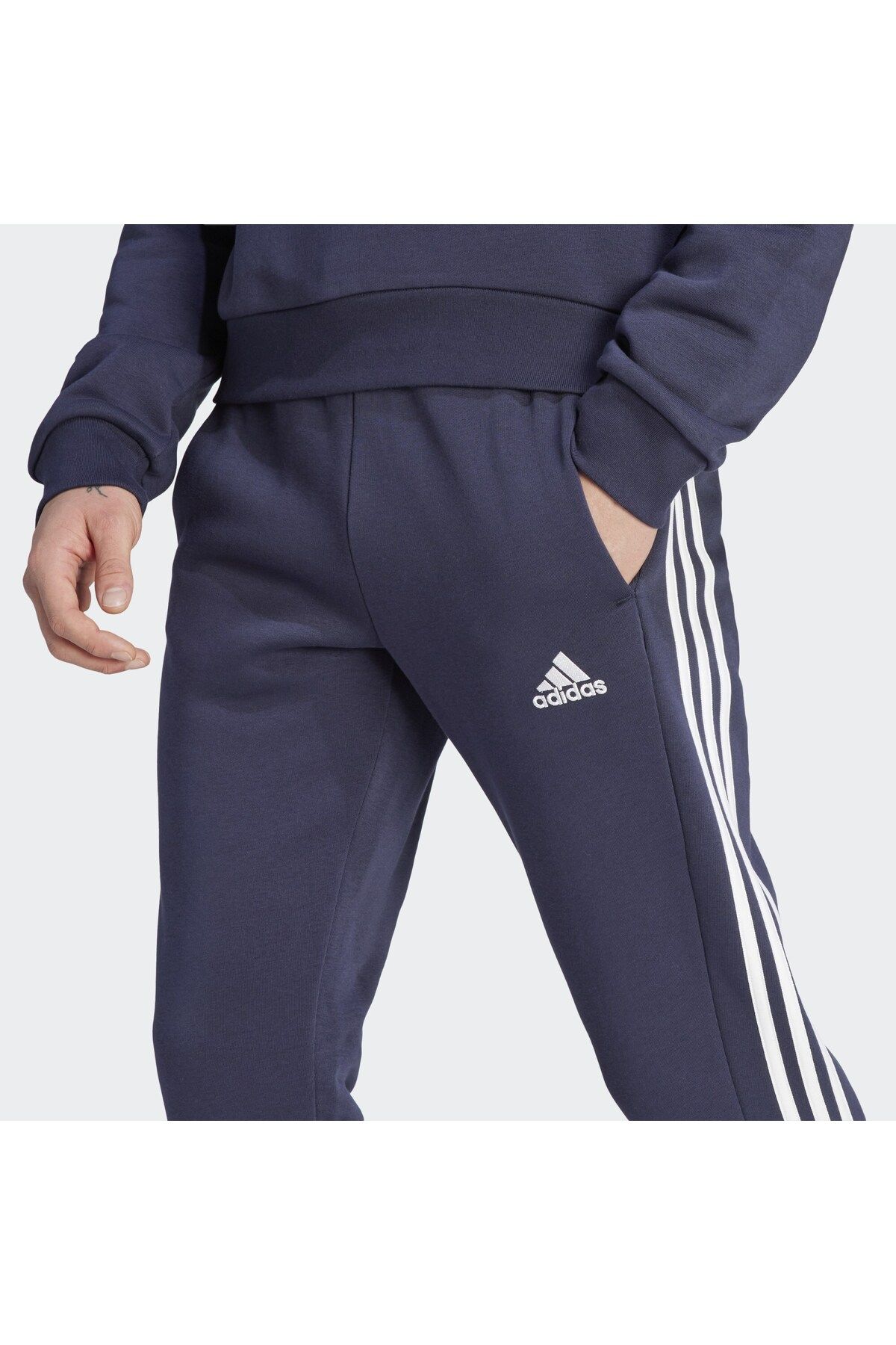 adidas-Pantaloni de sport Essentials Fleece 3-Stripes Tapered Cuff 7