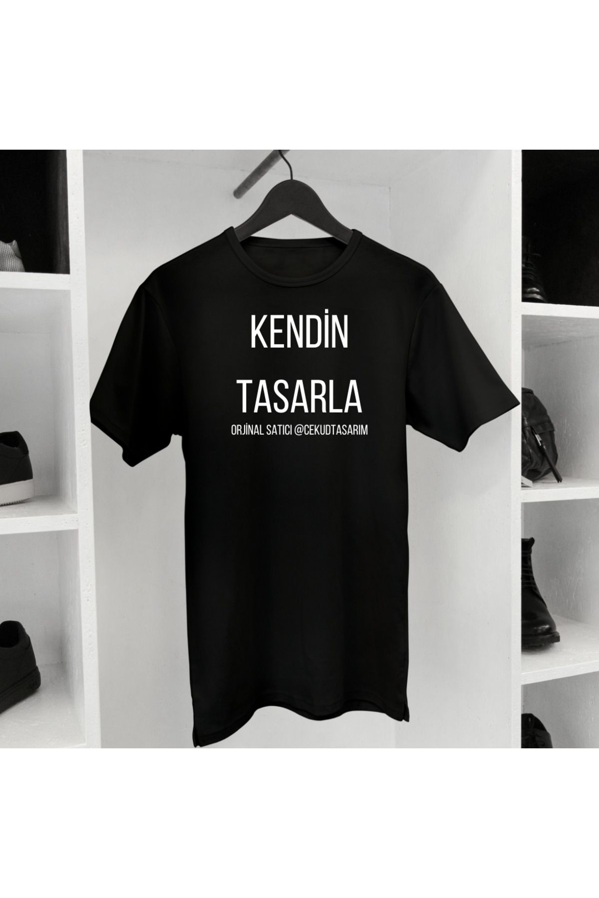 cekuDtasarim Kendi Tarzını Yarat: Siyah Oversize T-shirt ( KENDİN TASARLA )