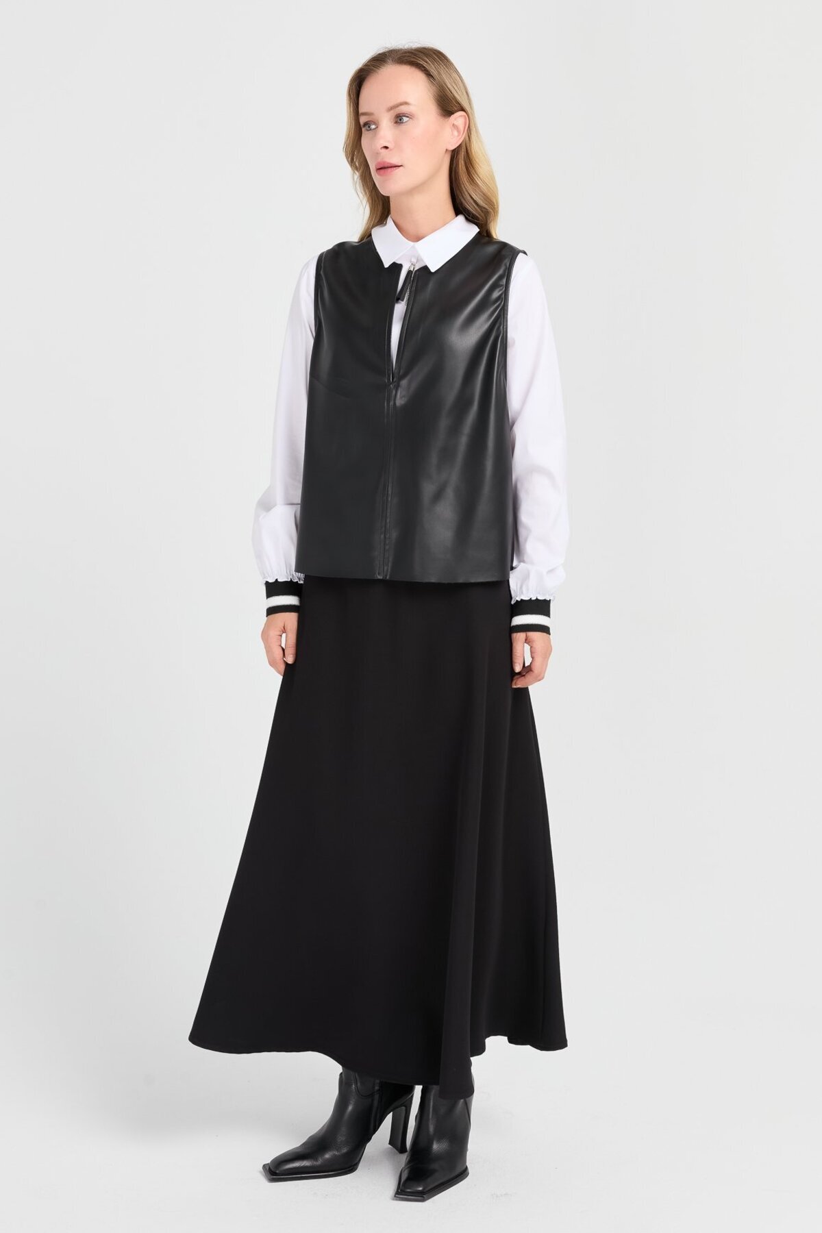 Esswaap-Black Leather Suede Shirt and Skirt Set 2
