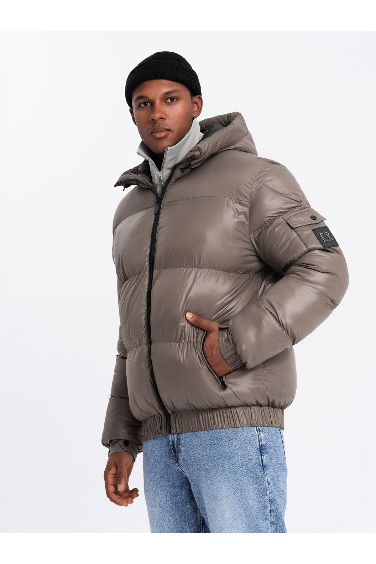 OMBRE-Ζεστό ανδρικό puffer jacket με βελονιές - σκούρο μπεζ V3 OM-JAHP-0207 L 4