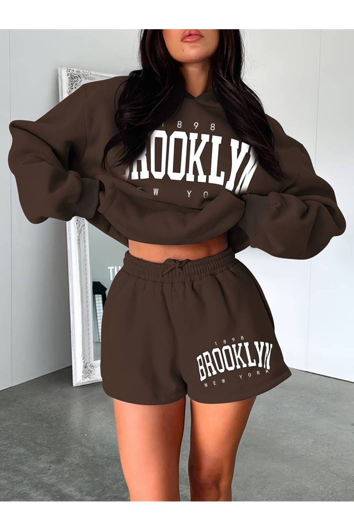 MANCY Kadın Brooklyn Baskılı Oversize 3 İplik Kapüşonlu Sweatshirt Şort Takımı