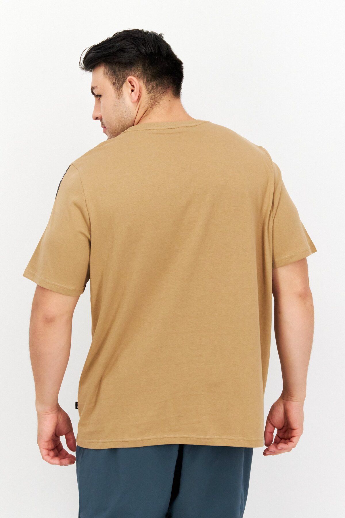 Puma-Men Sportswear Fit Brand Logo Training T-Shirt, Brown 2