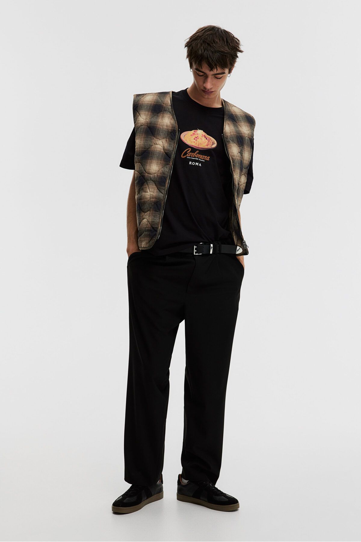 تی شرت مشکی مردانه طرح دار با تناسب باز H M H&M