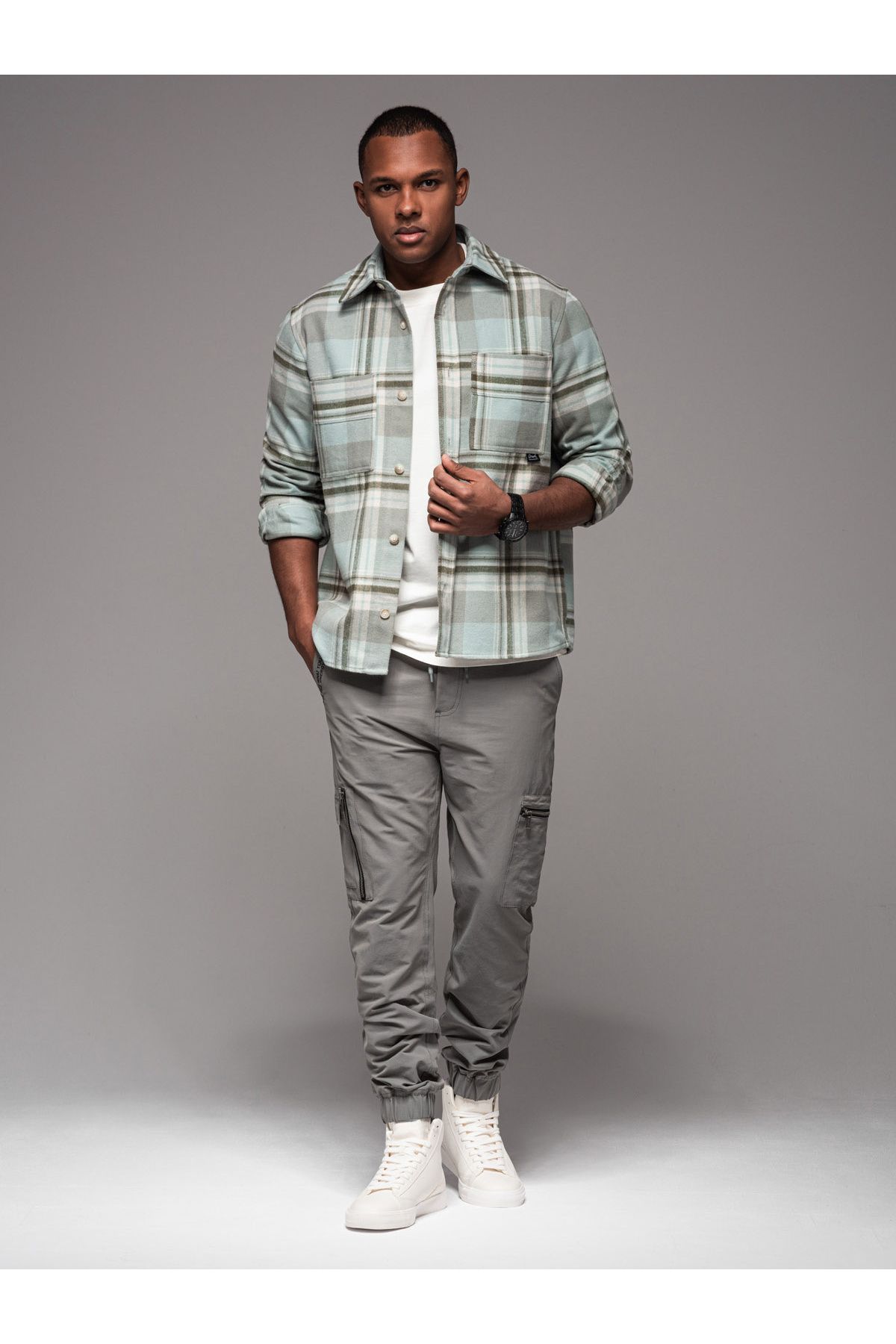 OMBRE-Men's jogger pants with cargo pockets and print - gray V4 OM-PAJO-0200 L 2