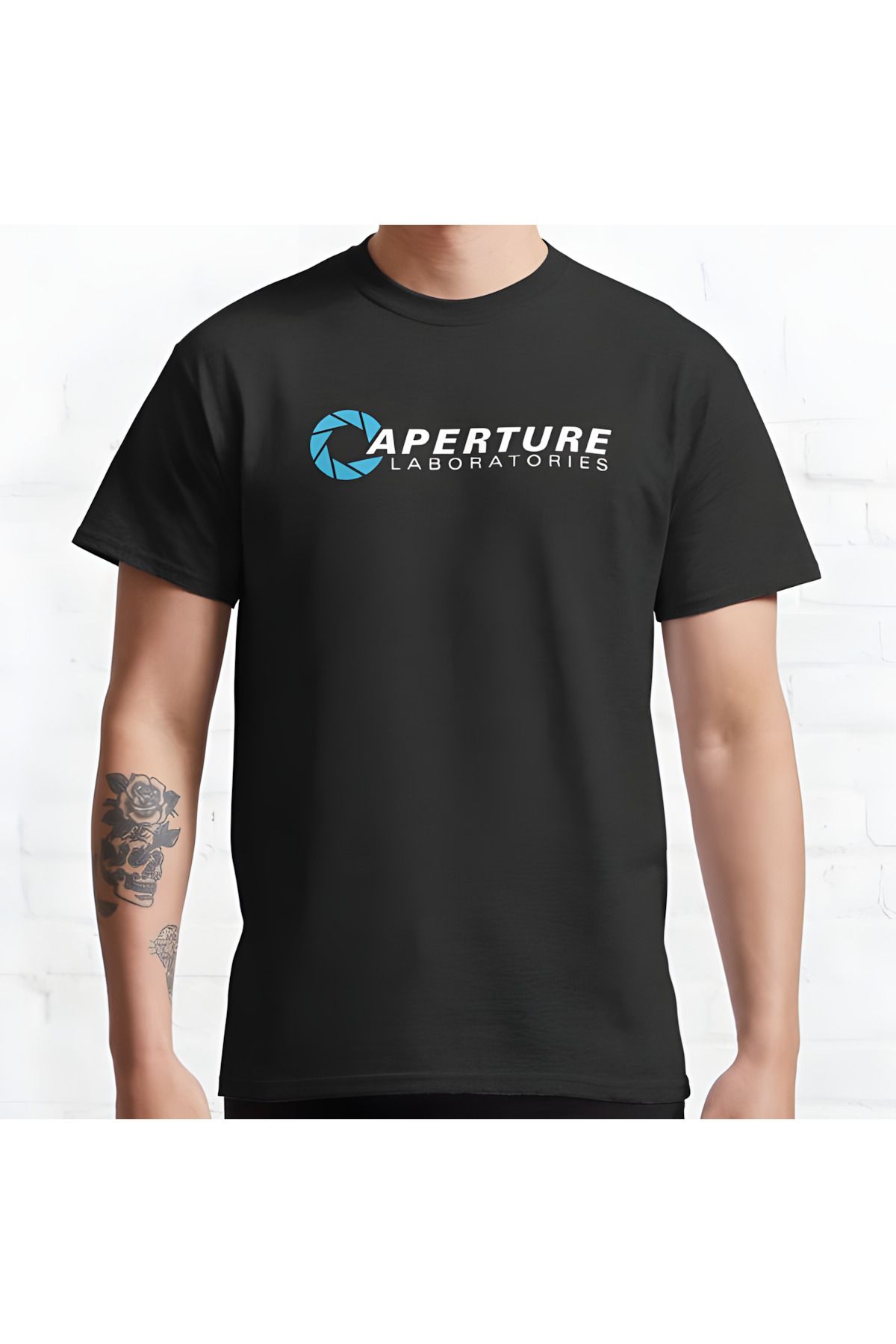 Everywear Aperture Laboratories Regular Fit Tişört