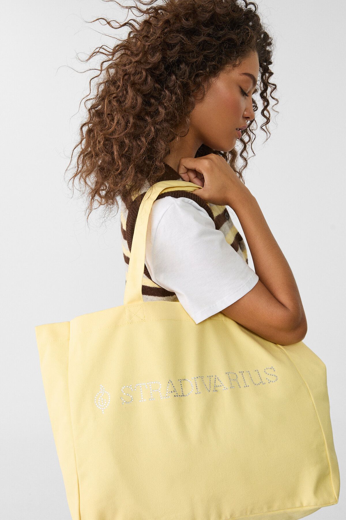 کیف پارچه‌ای ساده از ۱۰۰٪ پنبه سبک و کاربردی Stradivarius