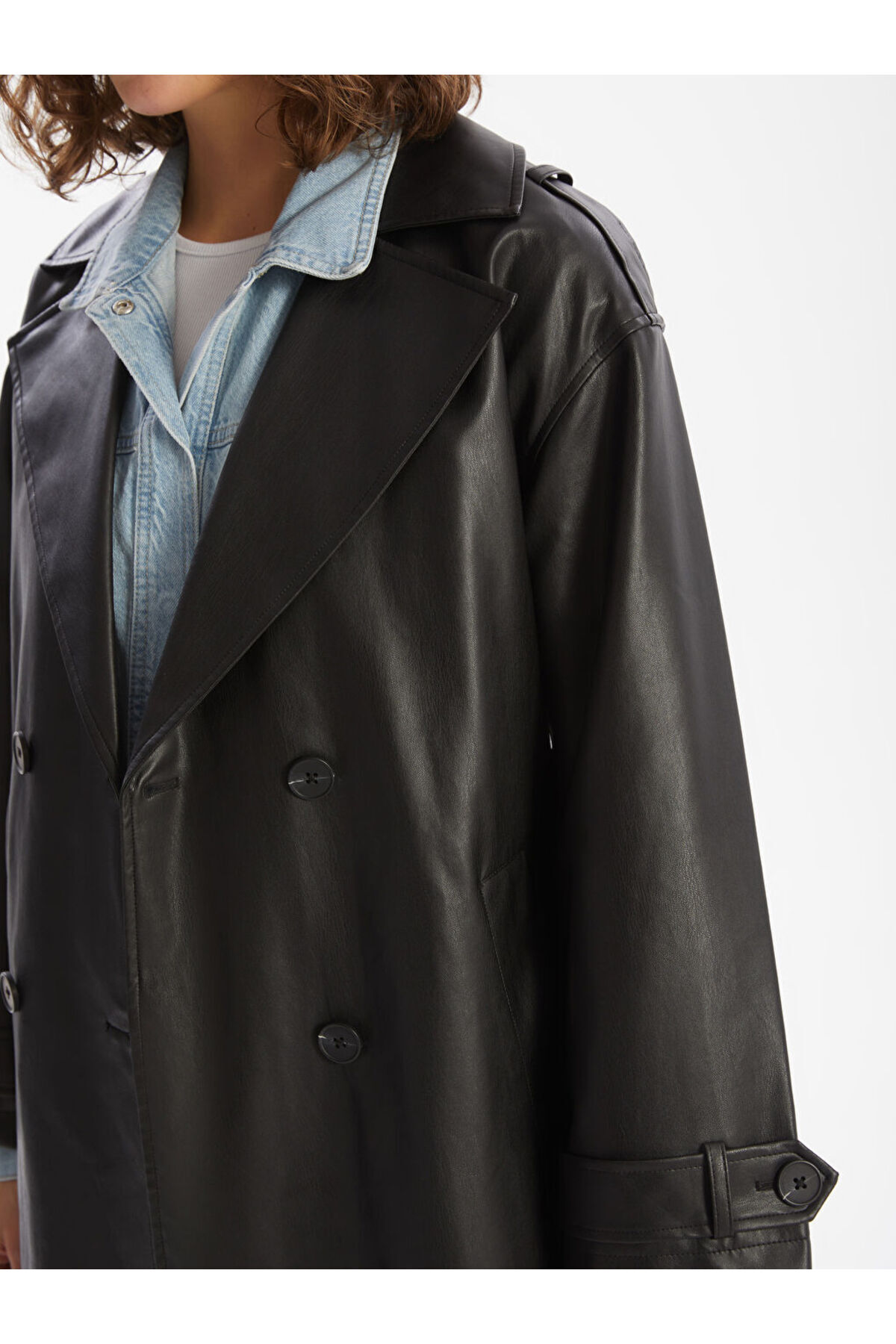 LC Waikiki Yeni Sezon Ceket Yaka Kadin Deri Gorunumlu Trenckot