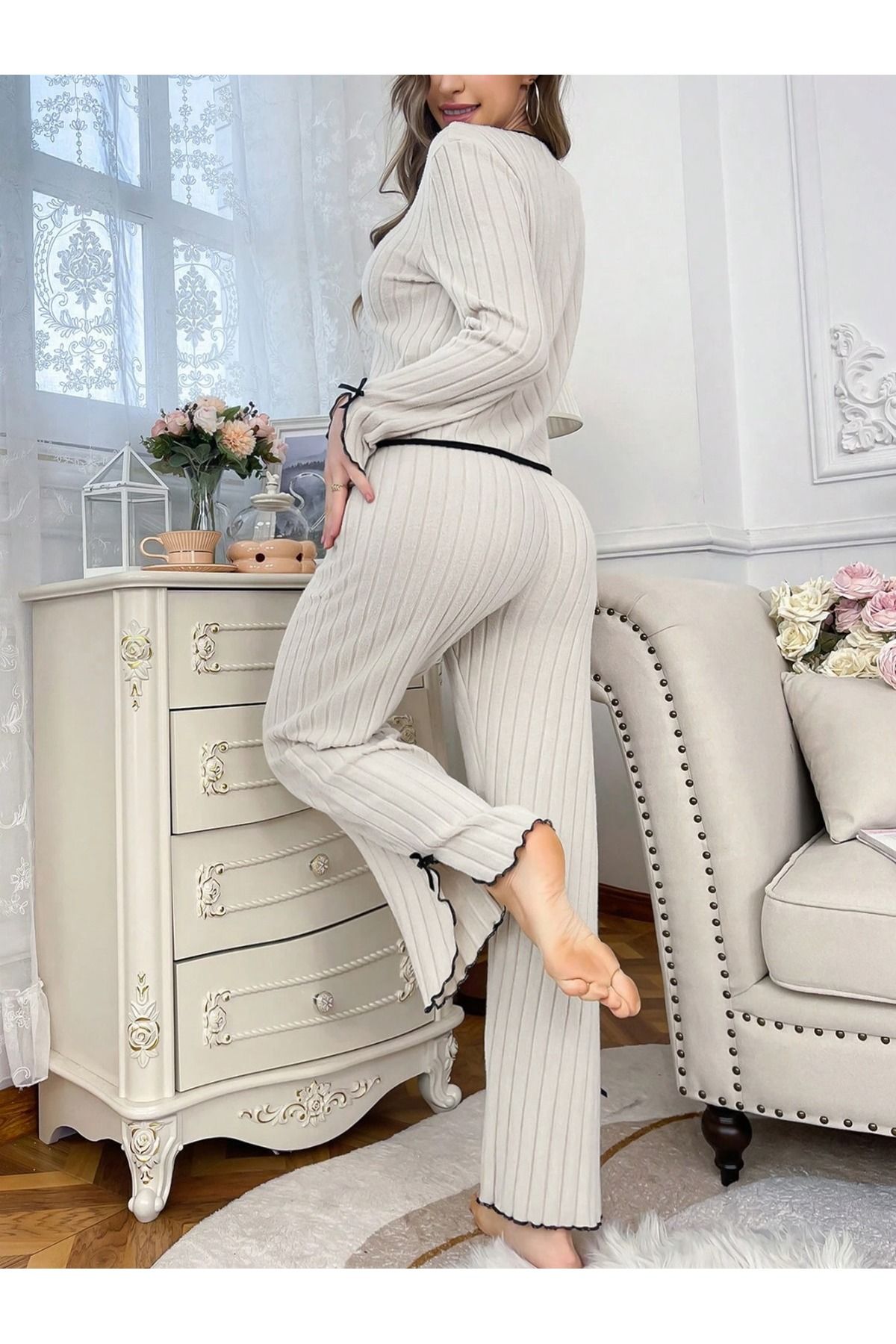 BELLA NOTTE-Beige Cotton Slit Bow Detailed Pajamas Set 7