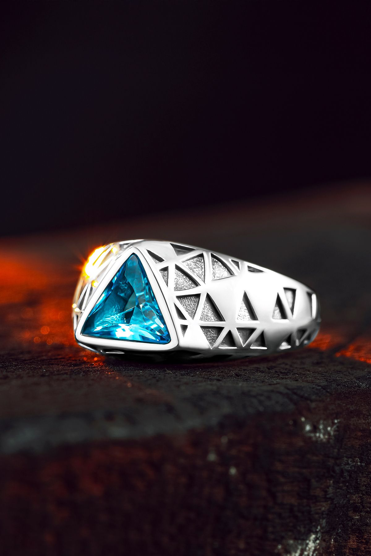 Ring Of The King 925 Ayar Gümüş Üçgen Mavi Aquamarine Taşlı Erkek Yüzük