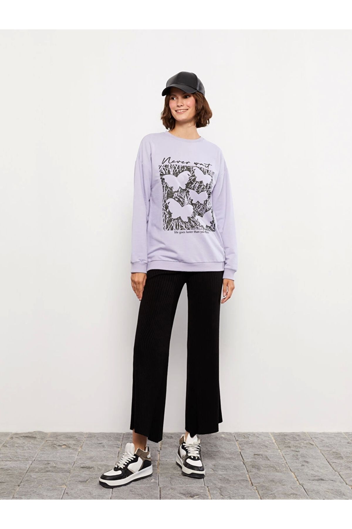 LC Waikiki-Lcw Vision Lilac Crew Neck Printed Long Sleeve Women's Sweatshirt 3