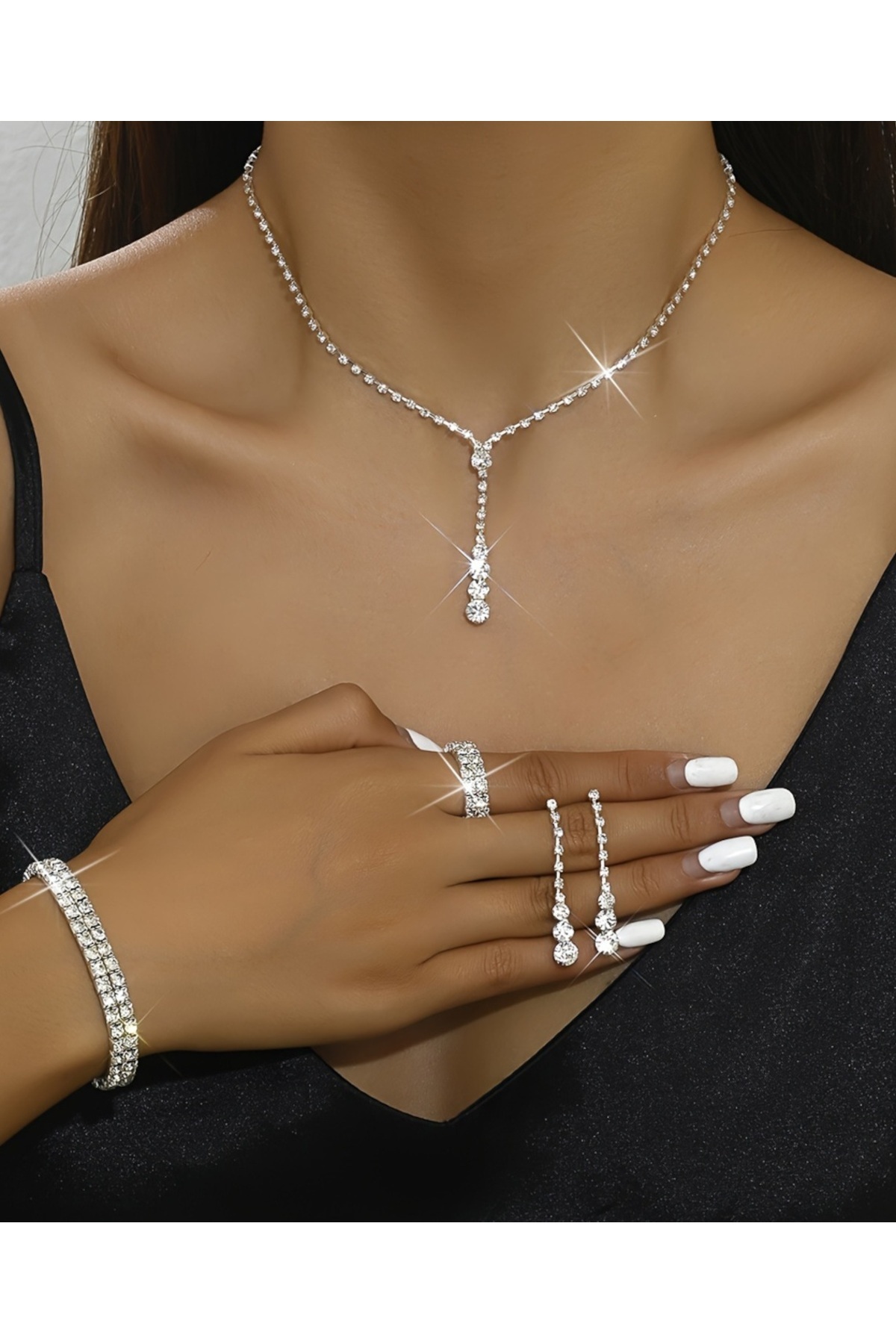 Modaadresiniz Sevgililer Günü Düğün Nişan Davet Kolye küpe bileklik ve yüzükten oluşan kristal taşlı takı seti