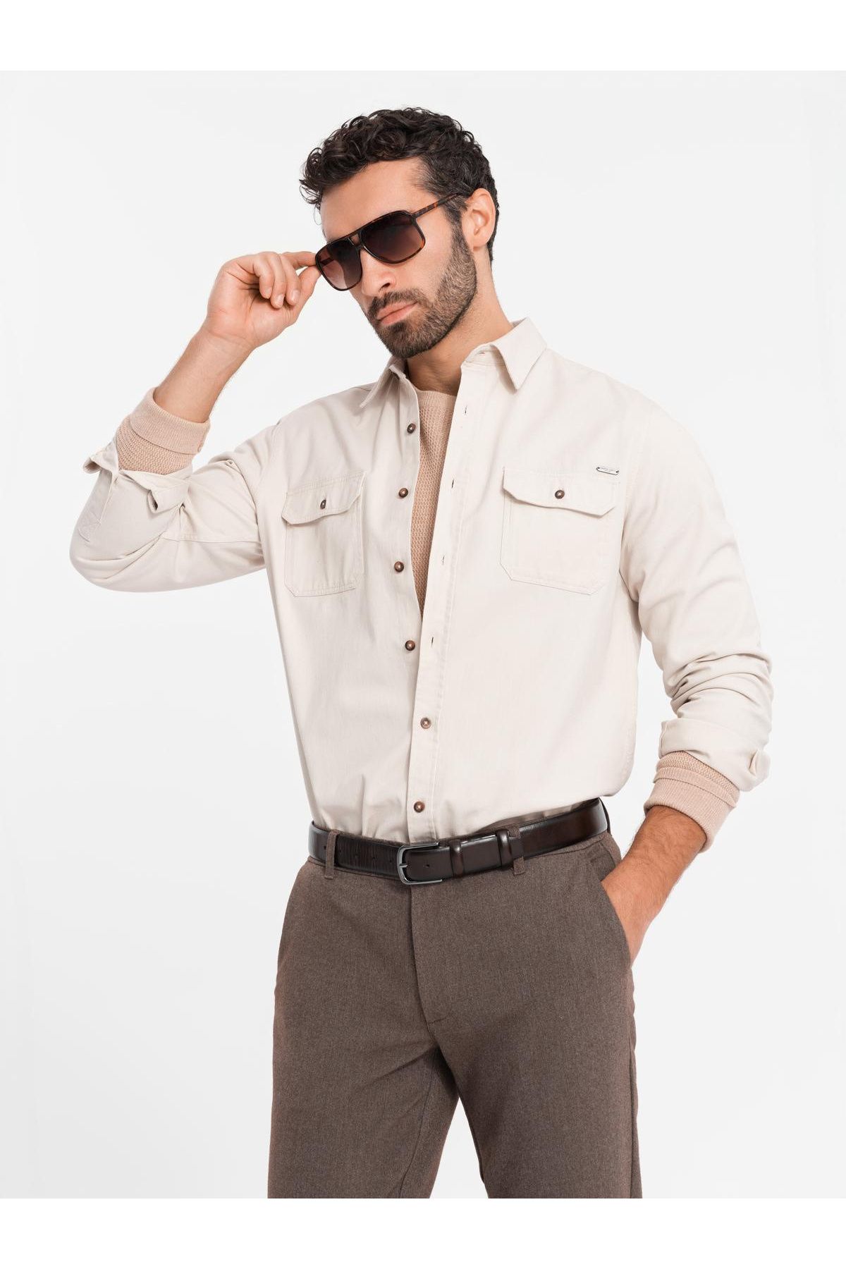 OMBRE-Ανδρικό βαμβακερό πουκάμισο REGULAR FIT με τσέπες με κουμπιά - κρεμ V1 OM-SHCS-0146 XL 4