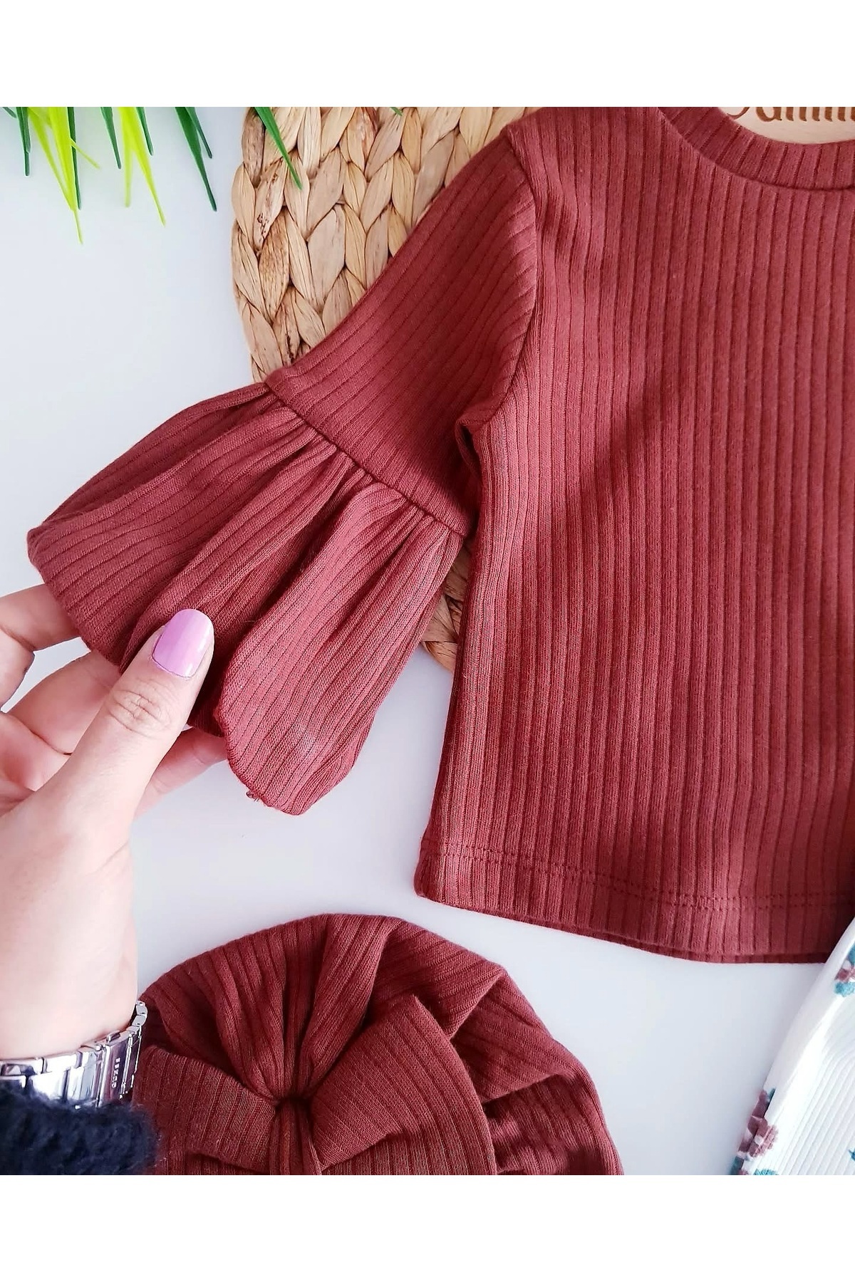 Jammybaby Flor Balon Kol Kaşkorse Body İspanyol Pantolon Fiyonklu Bone %100 Pamuk Kız Bebek Tasarım Lüks Takım fotoğrafı 3 (önizleme)