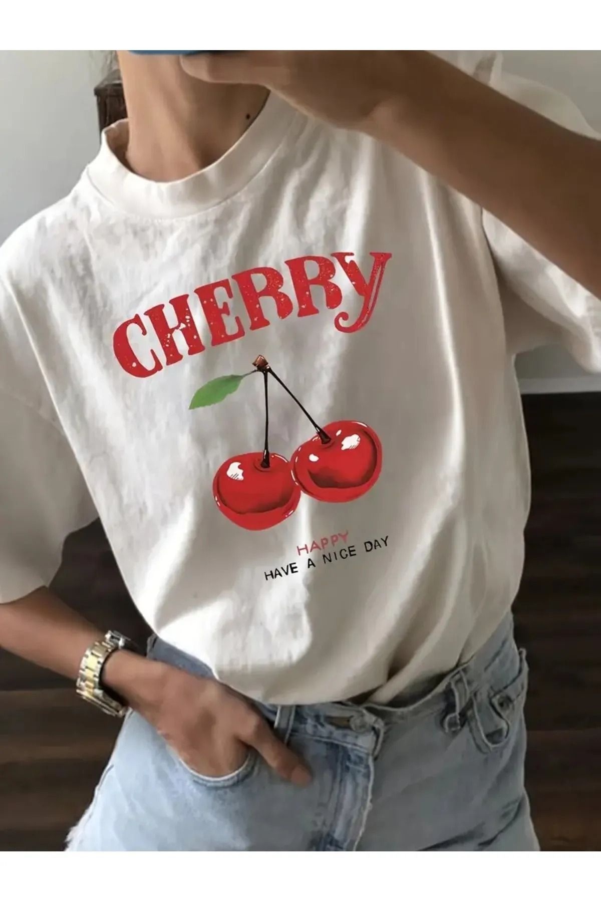 stg spor toptan giyim Kadın Beyaz Cherry Kiraz Baskılı Bol Kalıp T-shirt