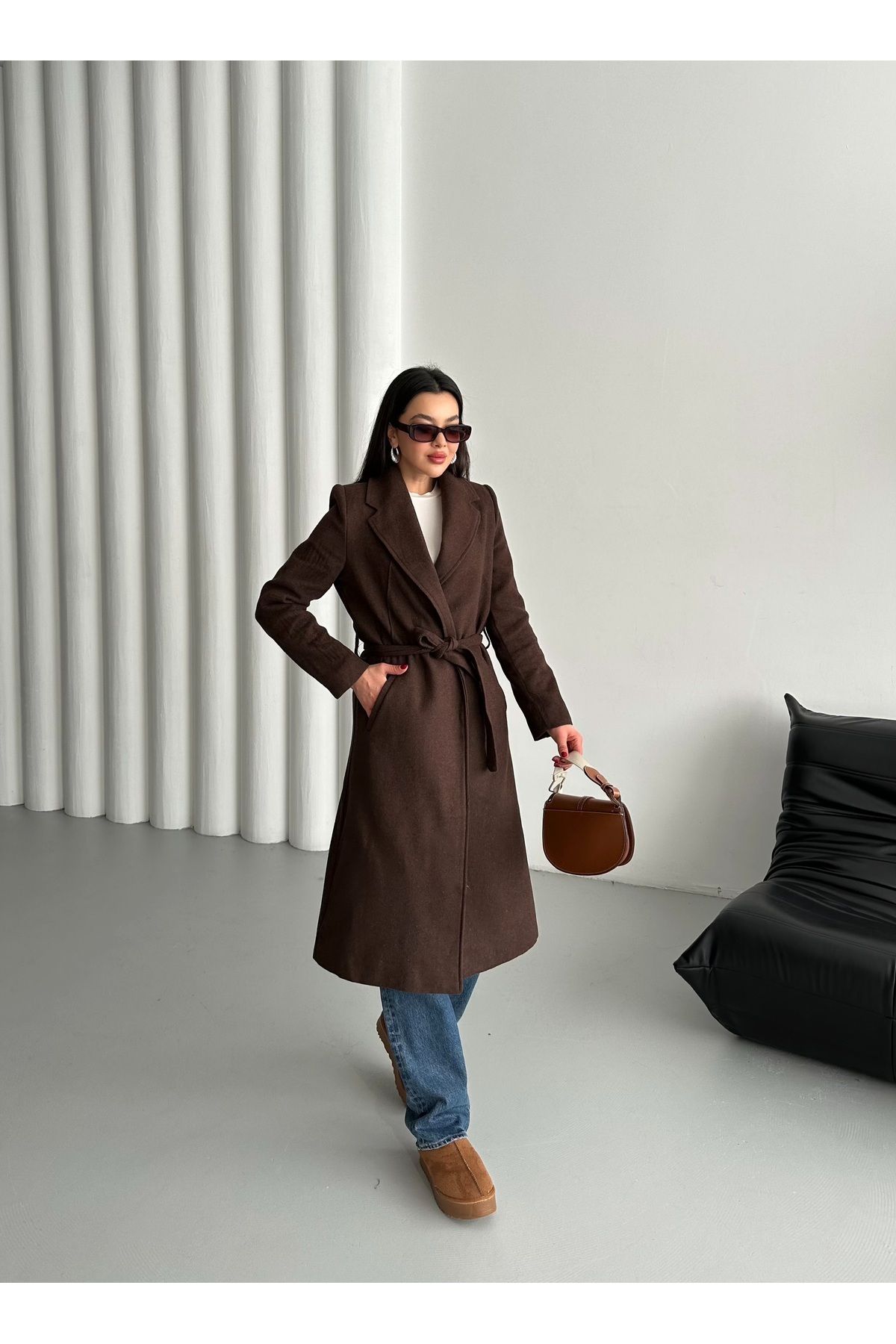 Laluvia-Brown Pria Long Stamp Coat - 7059 5