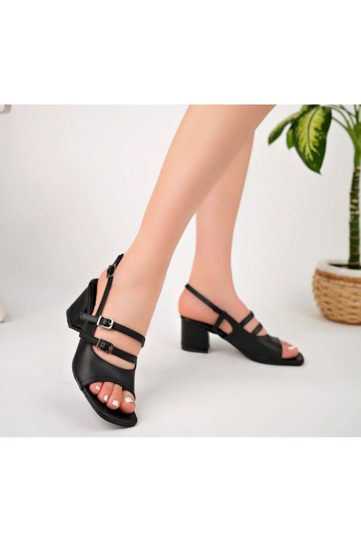BESKAR-Pantofi cu toc Merit piele neagră 4