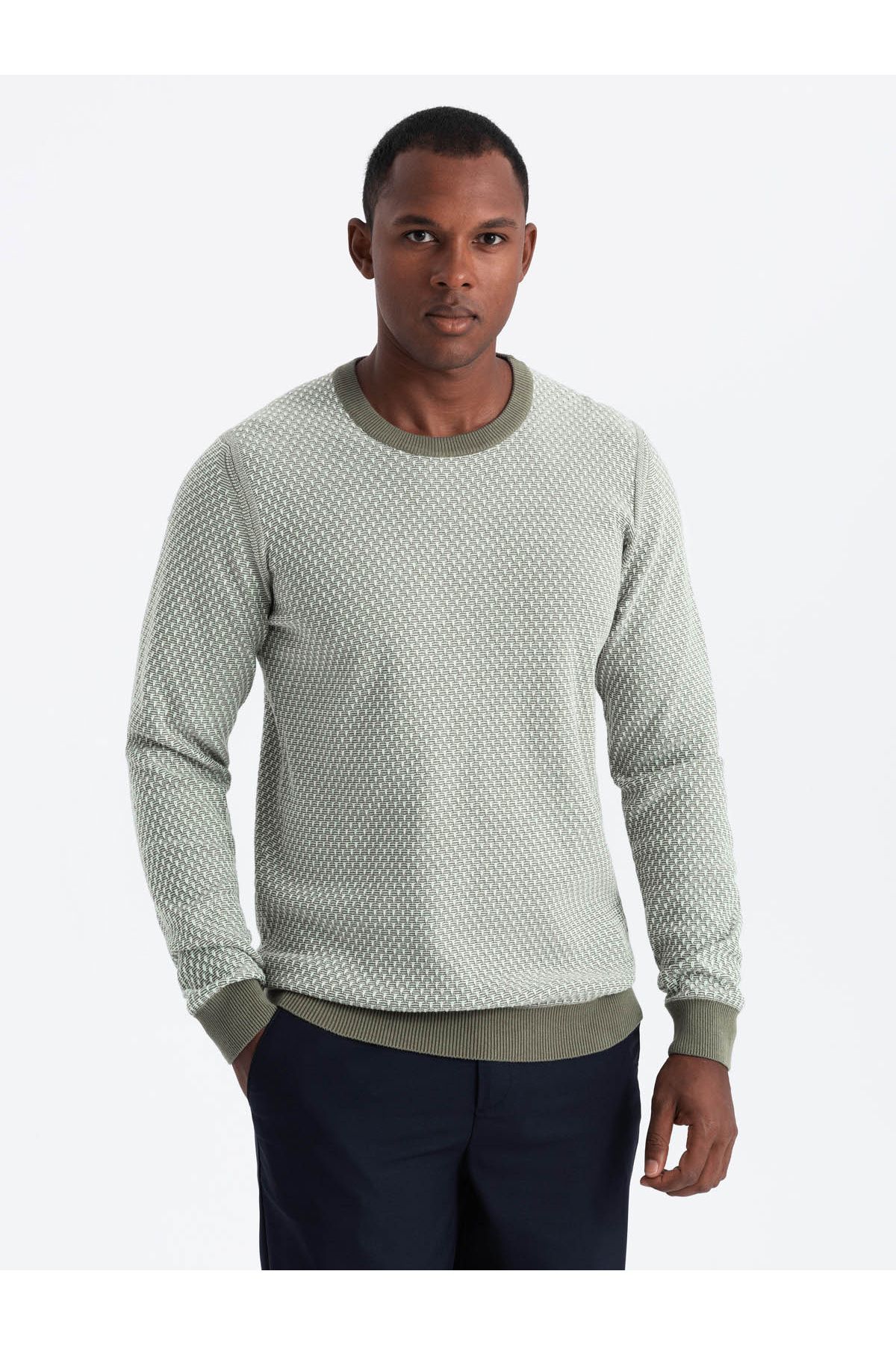 OMBRE-Knitted men's RELAXED FIT sweater with patterns - navy blue V1 OM-SWSW-0111 S 3