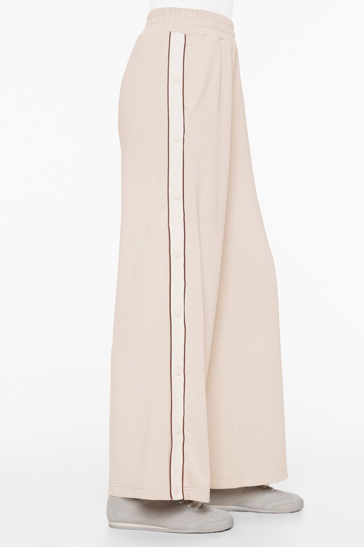 Oysho-Wide-leg trousers with soft-touch modal, piping and buttons 6