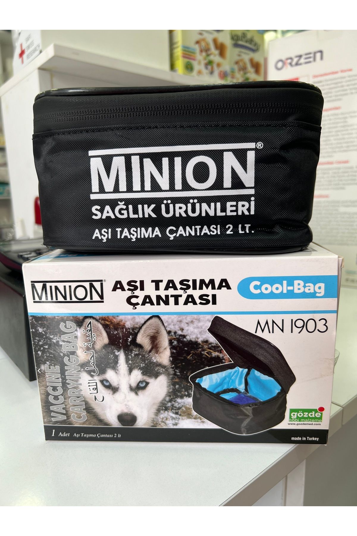 Minion aşı taşıma cantası