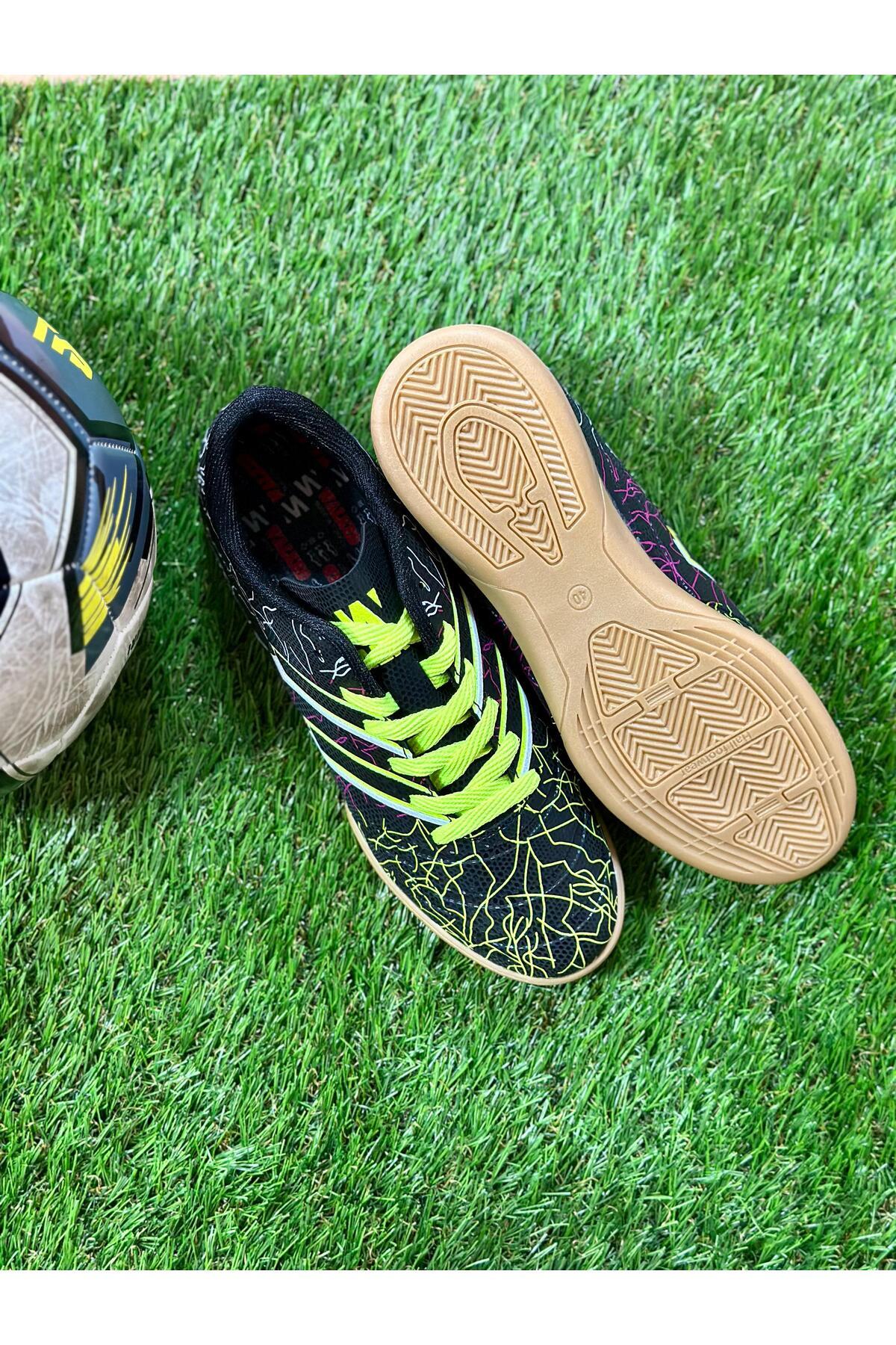 RUNSTEP Futsal Kaymaz Salon Futbolu Ayakkabisi
