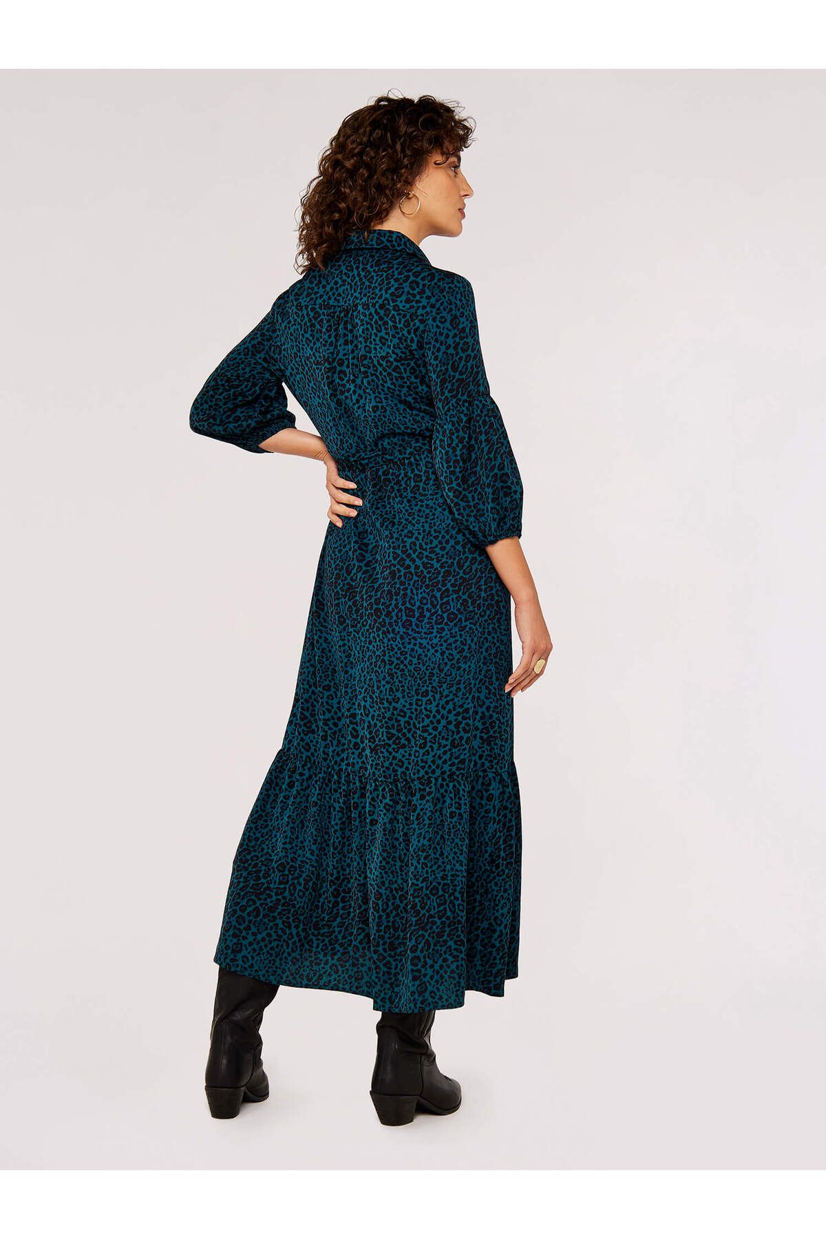 Apricot-Maxikleid mit Tiermuster 4