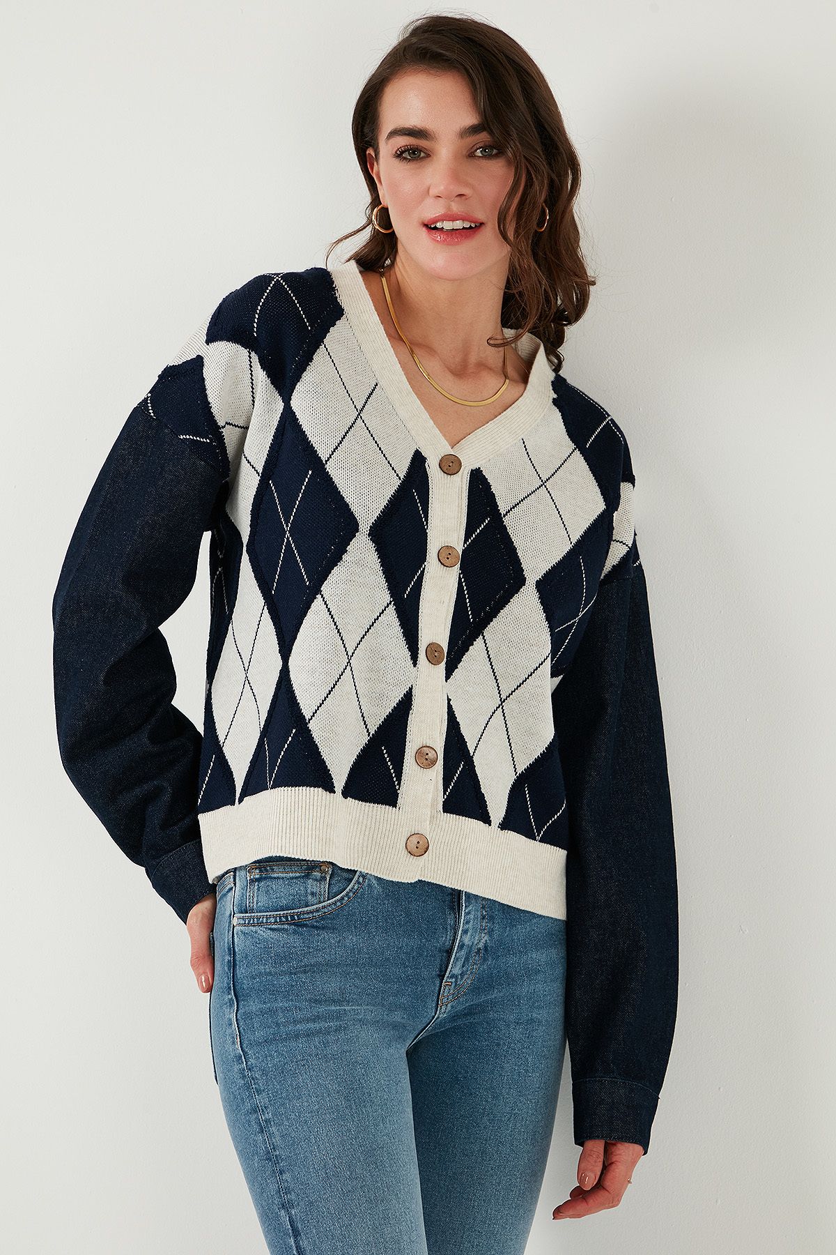 Lela-Cardigan crop cu decolteu în V cu nasturi, cu model, cu croiala normală 4615553 6