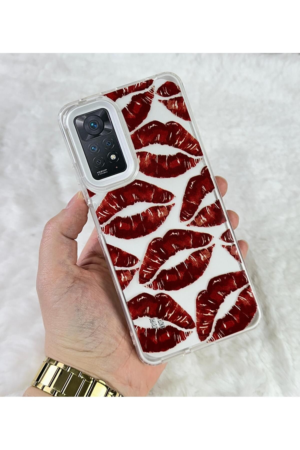 Vip Case Redmi Note 11 Pro / Note 12 Pro 4G Uyumlu - Kırmızı Dudak Desenli Şeffaf Zarif Şık ve Modern Lips