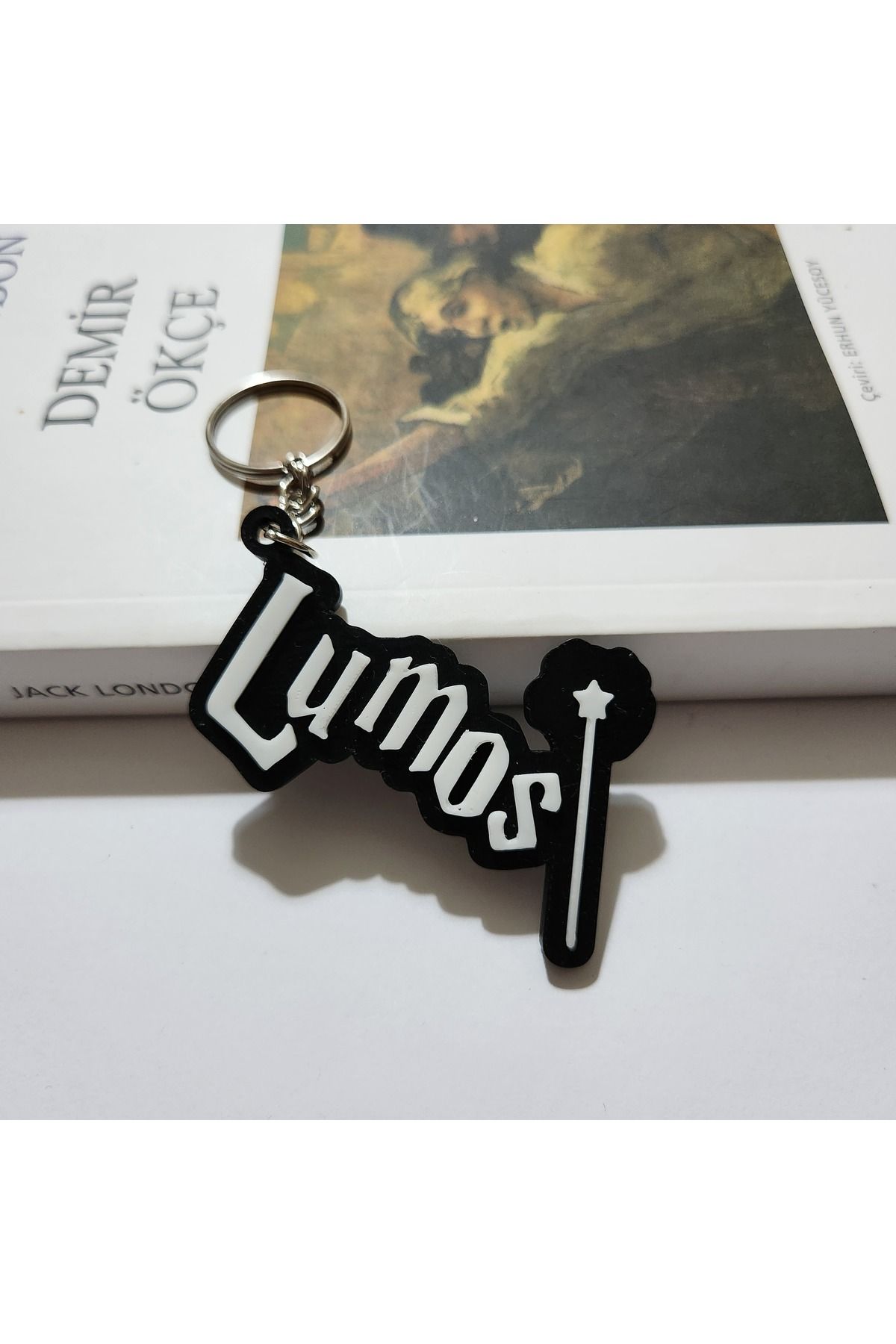 Home HARRY POTTER LUMOS BÜYÜSÜ ANAHTARLIK