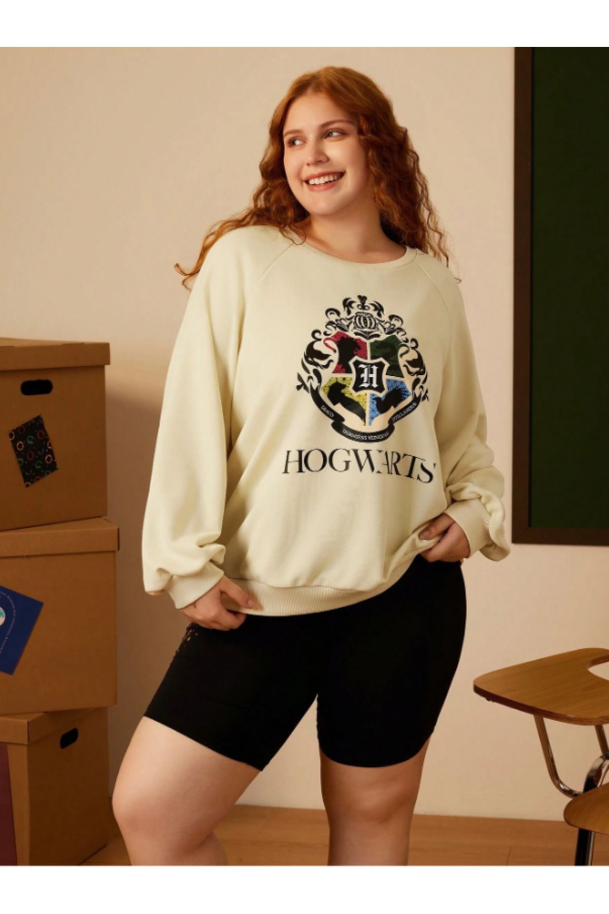 AEMİ Unisex Harry Potter Baskılı Bisiklet Yaka Bej Sweatshirt