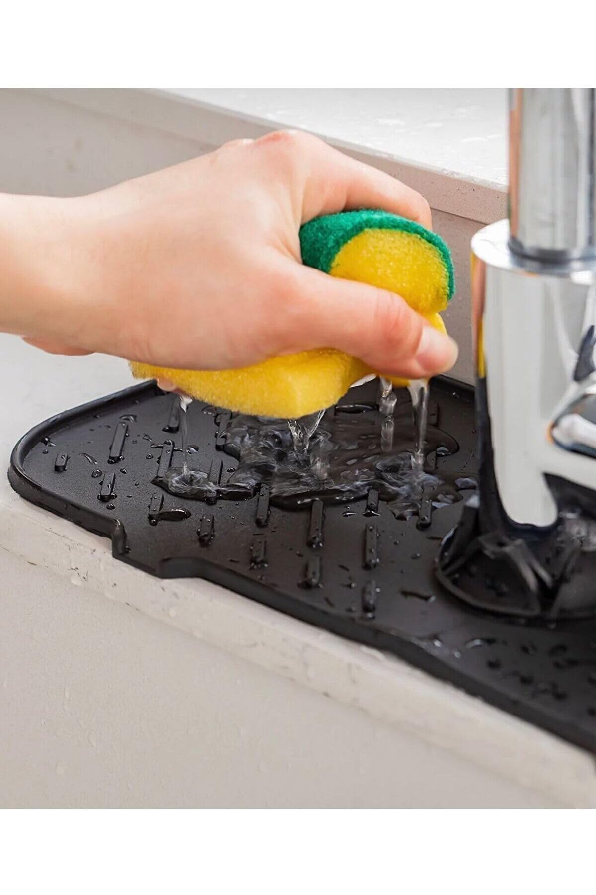 STOREMAX srhtDS 1 Adet Elastik Siyah-Su Tutucu Düzenleyici Kaydırmaz Mutfak Banyo Matı Musluk Mat Mtevystr