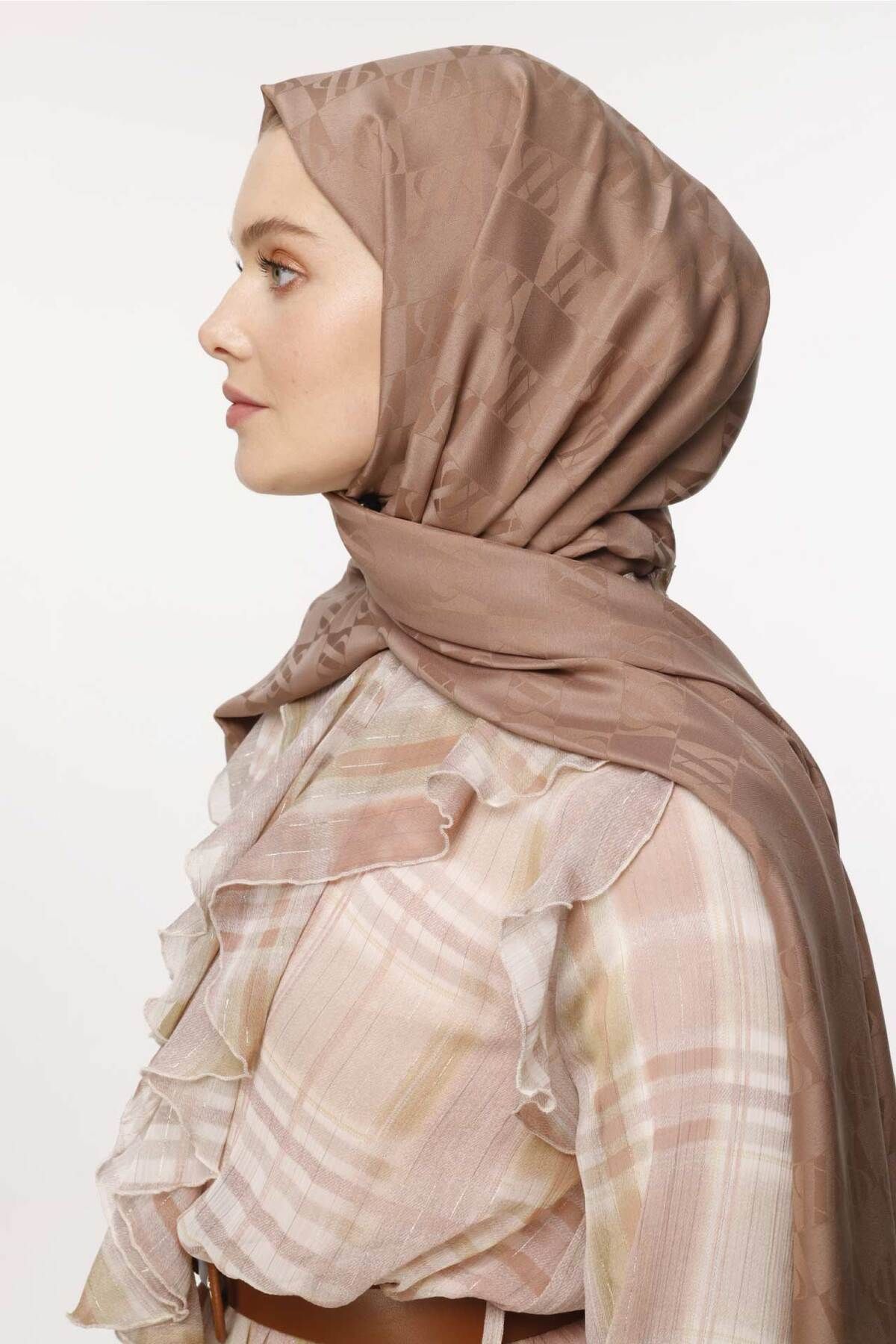 VALORSCARF-Şal jacquard cu model iconiţă Colecţia Eleganţă 1