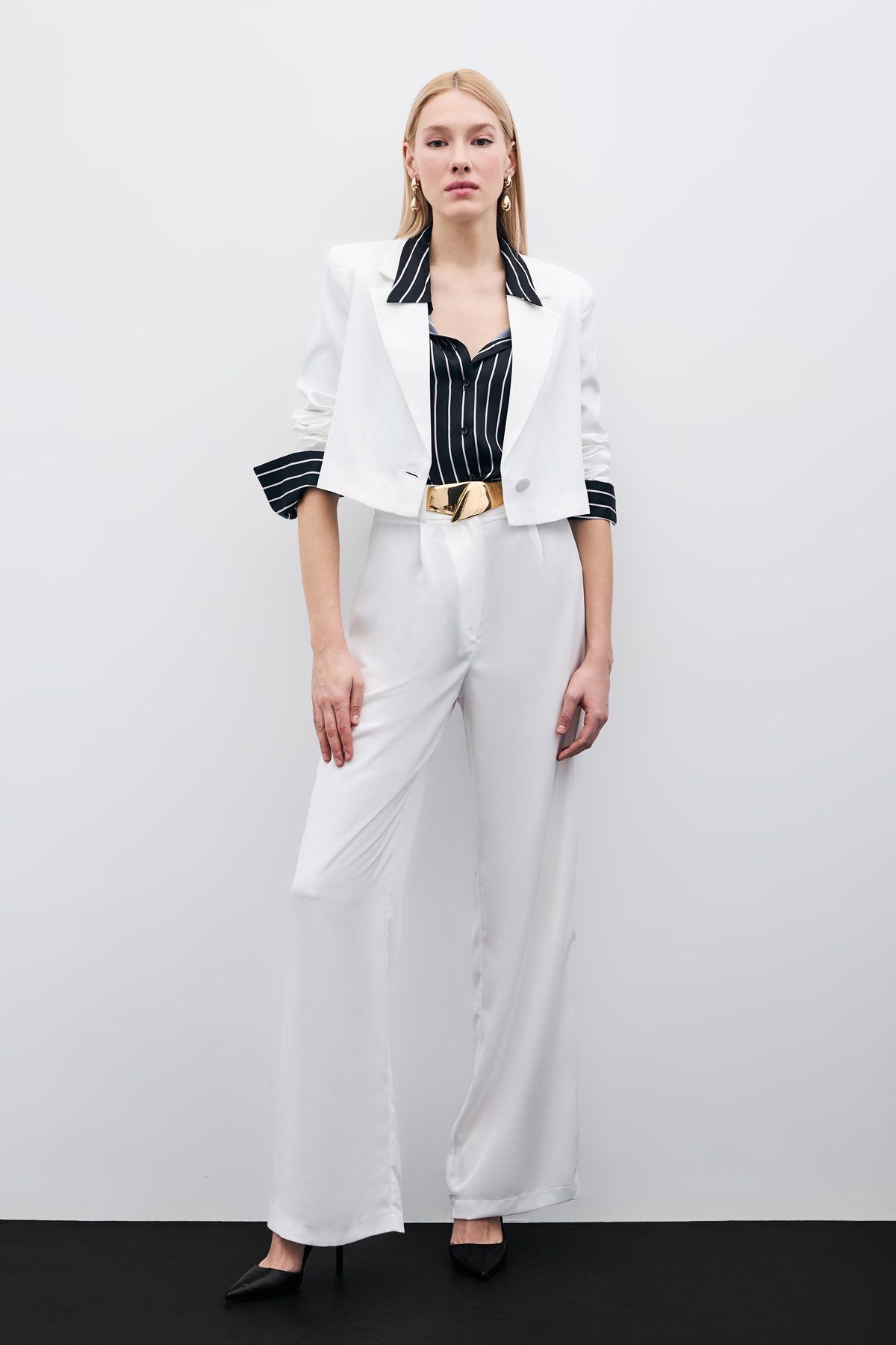 Sateen-Pantaloni crep ecru - design plisat 3