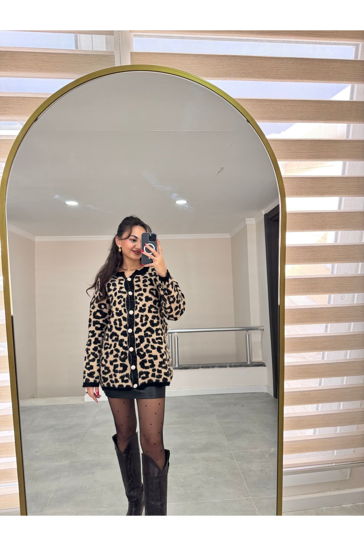 Gamze Ege Fashion Leopar gold hırka ceket