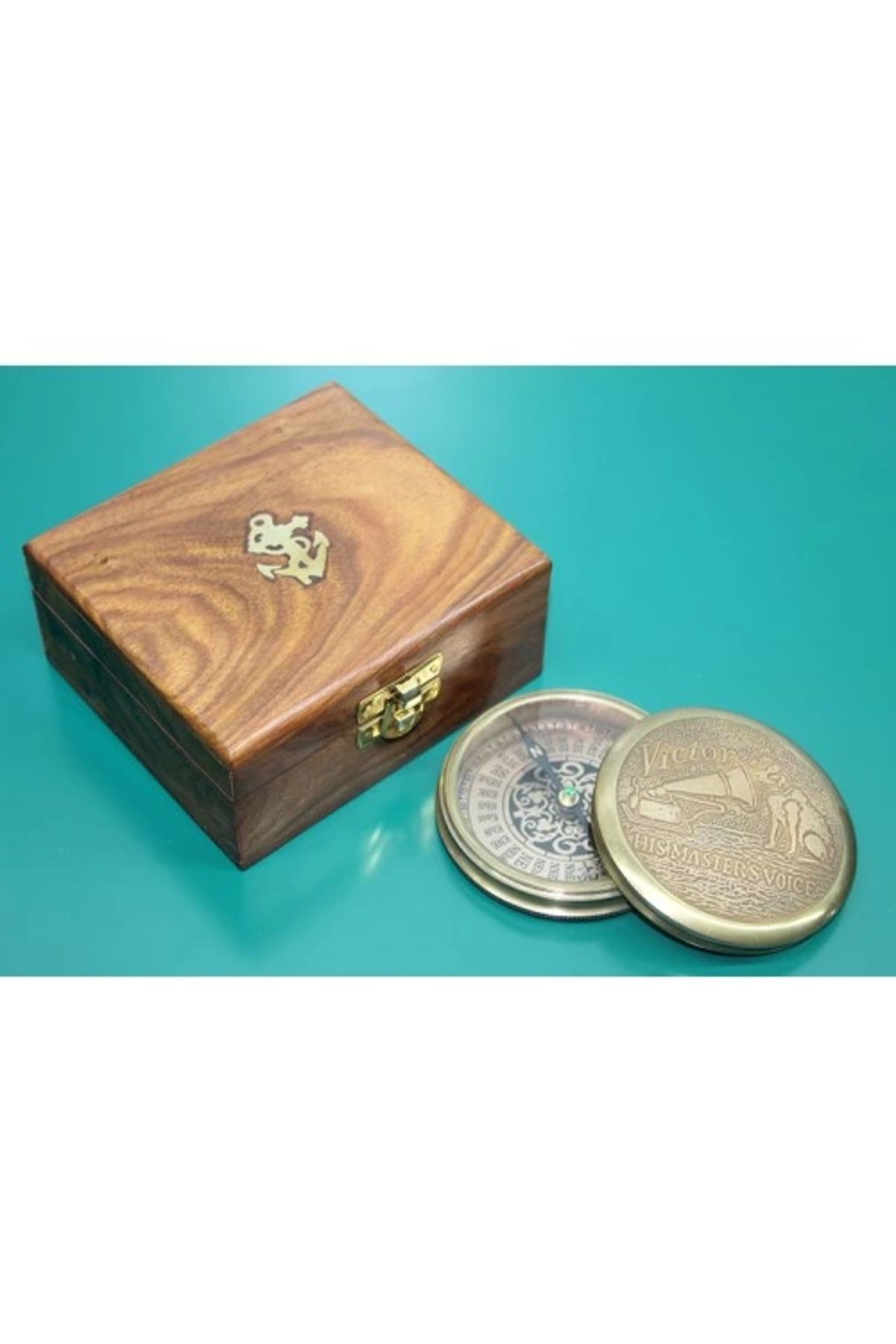 Butik Ahşap Kutulu Pirinç Pusula
