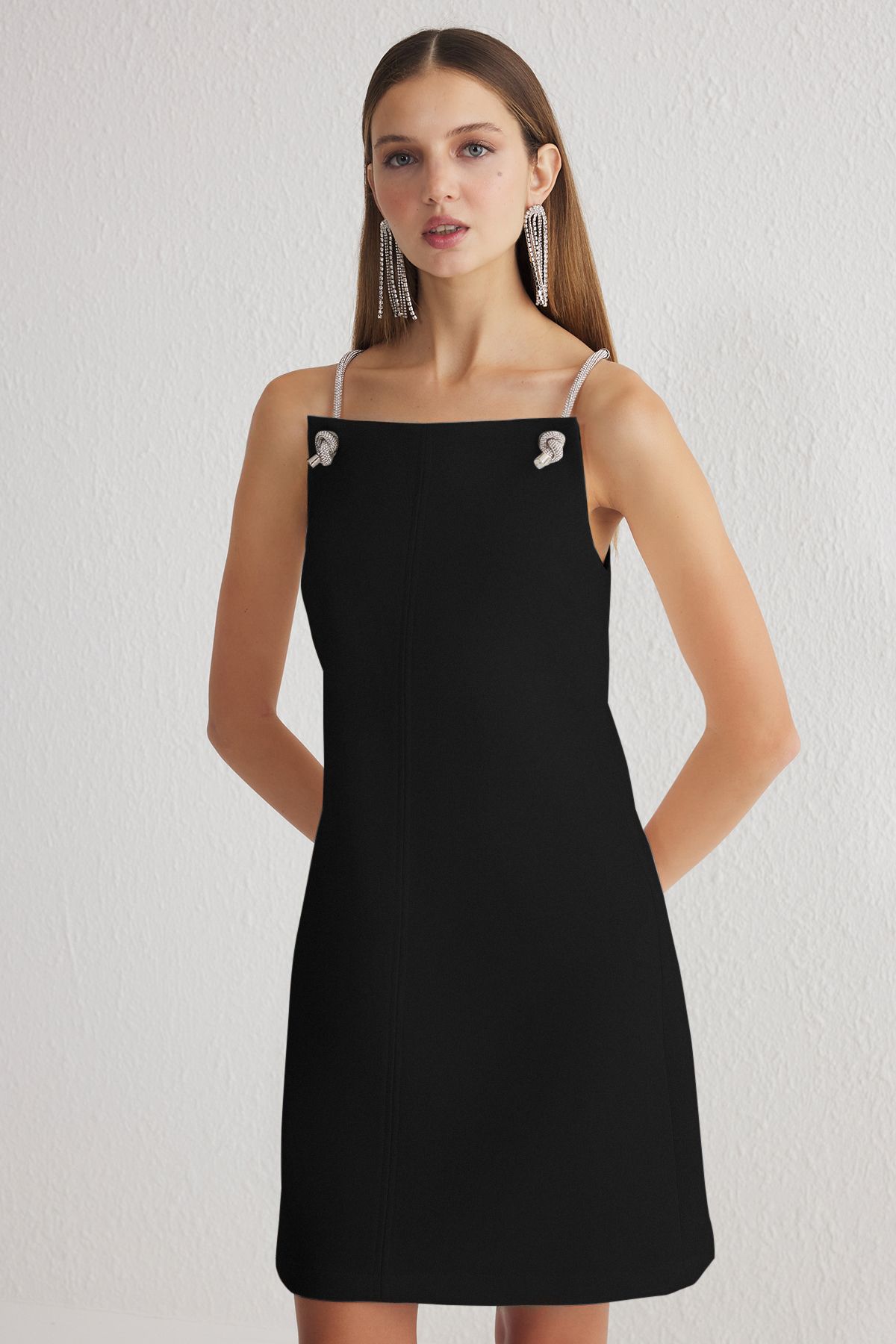 Trendyol Collection Detail doplňků z černého lesklého kamene Tprss25El00131