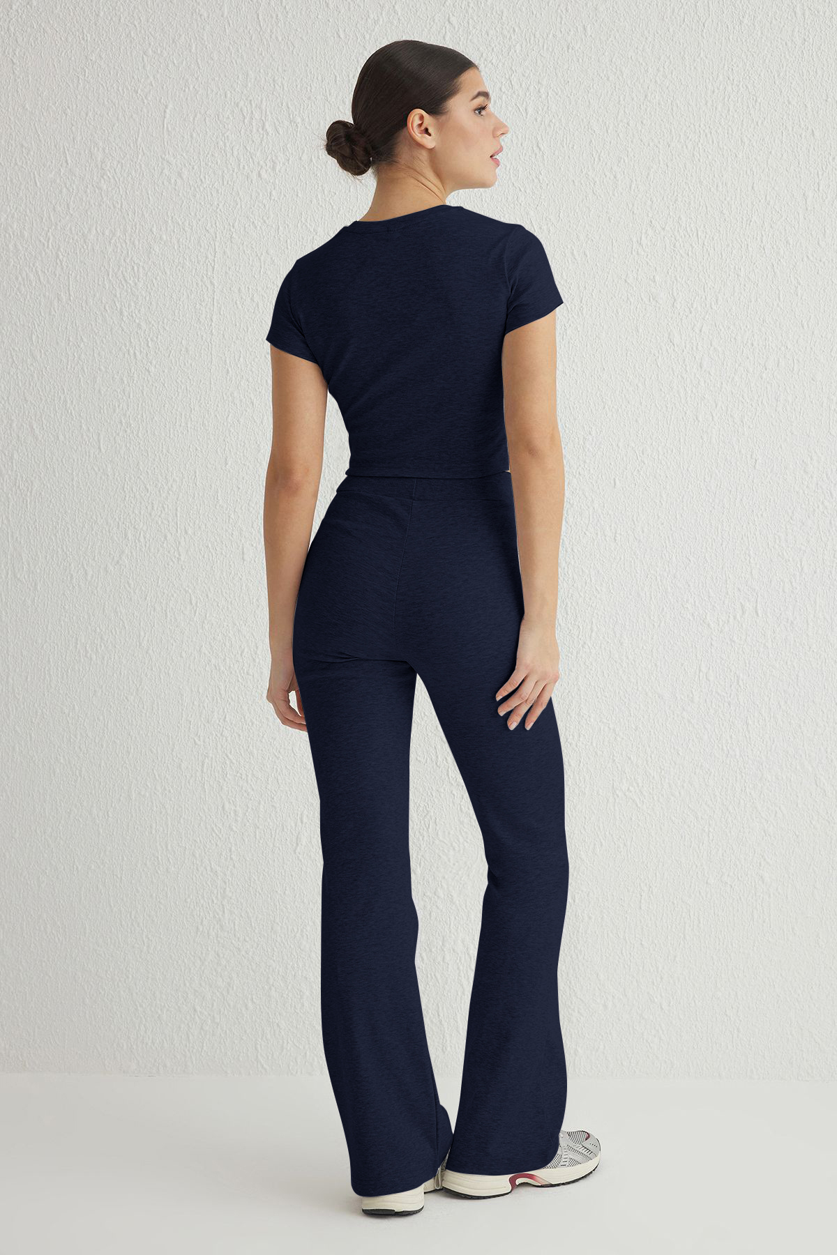 Trendyolmilla  Lacivert Fitted/Vücuda Oturan Esnek Örme Alt-Üst Takım TWOSS25AU00053 - Görsel 2