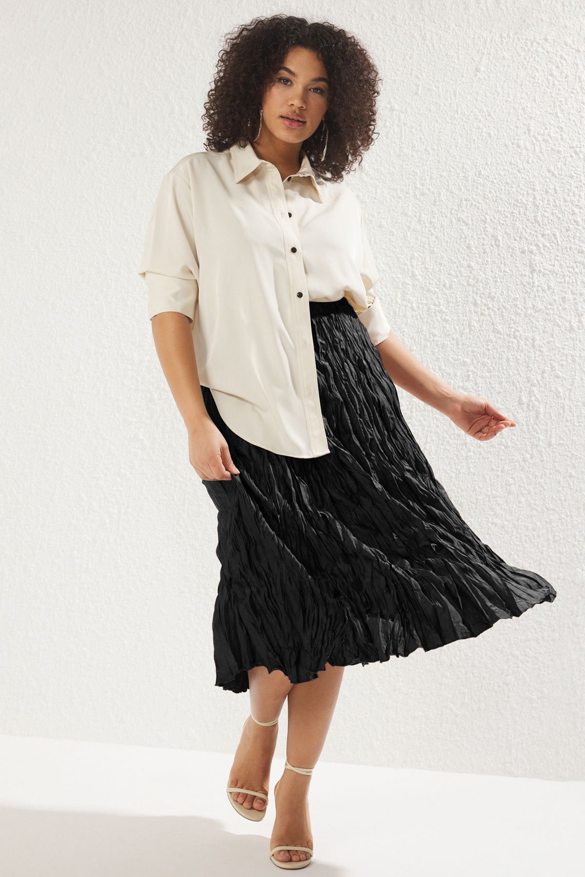 Trendyol Curve-Black Woven Large Size Skirt 3