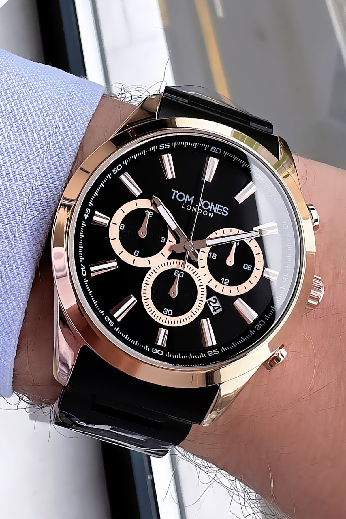 Tom Jones Erkek Kol Saati 3 Atm Su Geçirmez Siyah-rose Renk Çelik Kordon Bileklik Cbk133